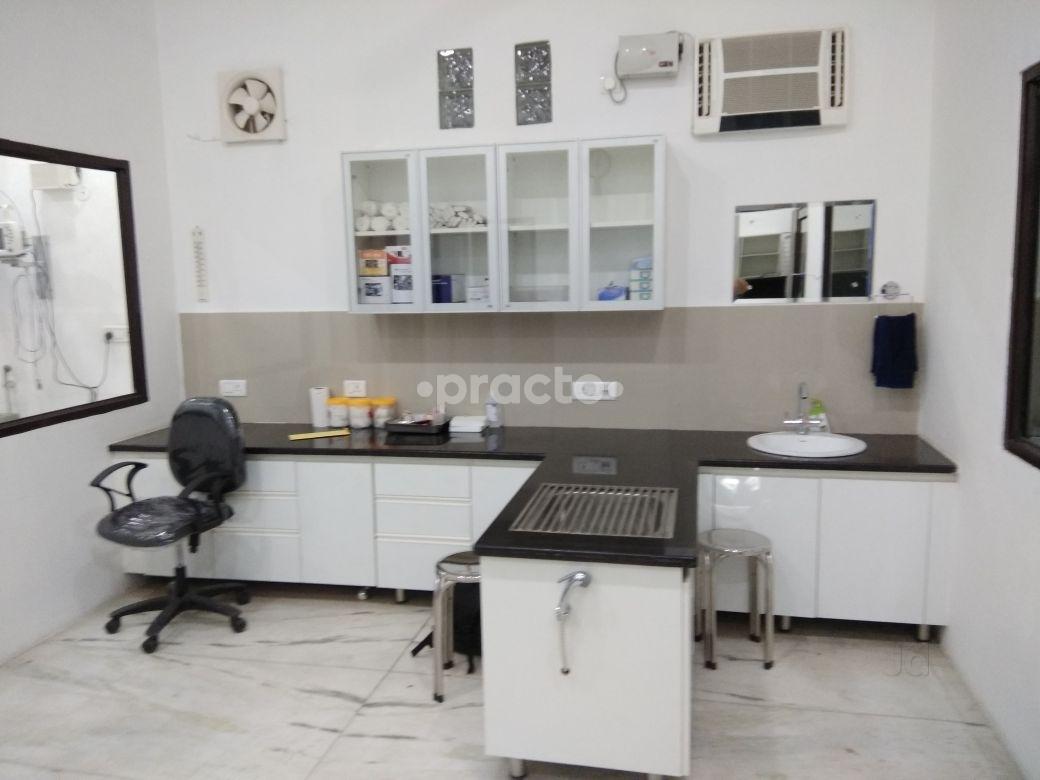 OPD/Ward at Cessna Lifeline Veterinary Hospital Gurgaon Sector 45 Gurgaon