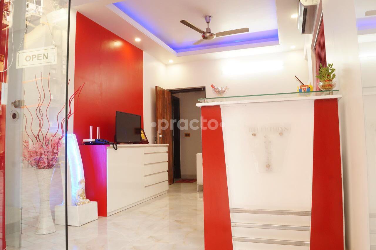 Entrance at Cedar Dental Care Vasant Kunj Delhi