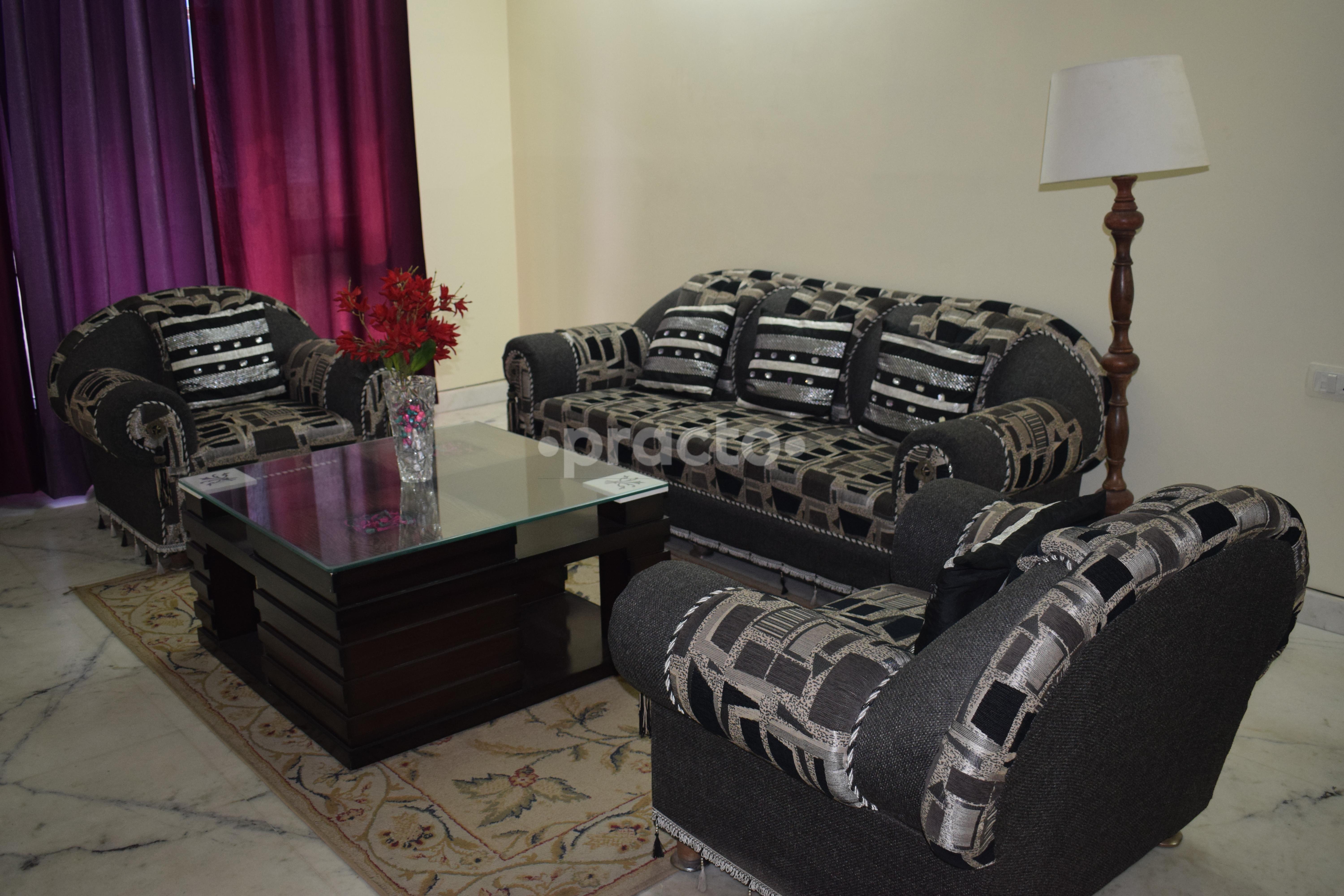 Waiting Area at Dr.Shuchi's Revival Skin & Chest Clinic Dwarka Delhi