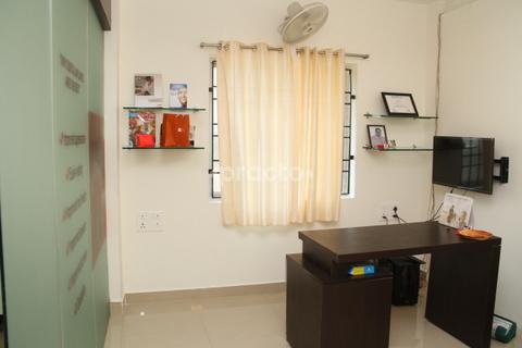 OPD/Ward at Dr Vivek's MSRam's Dentistry Chromepet Chennai