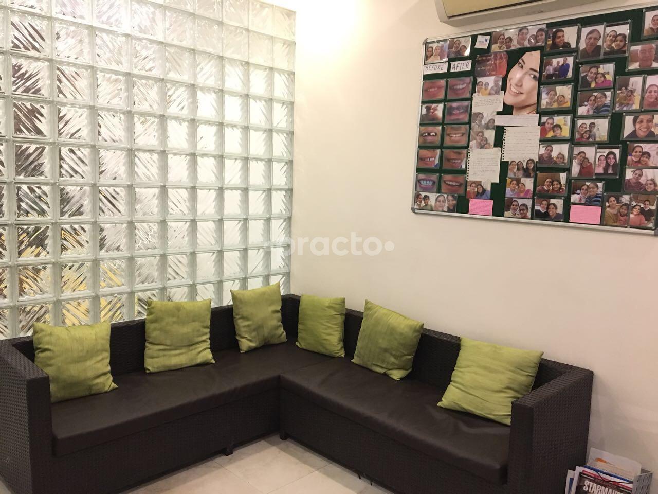 Waiting Area at Dental Experts Nirvana Country Gurgaon