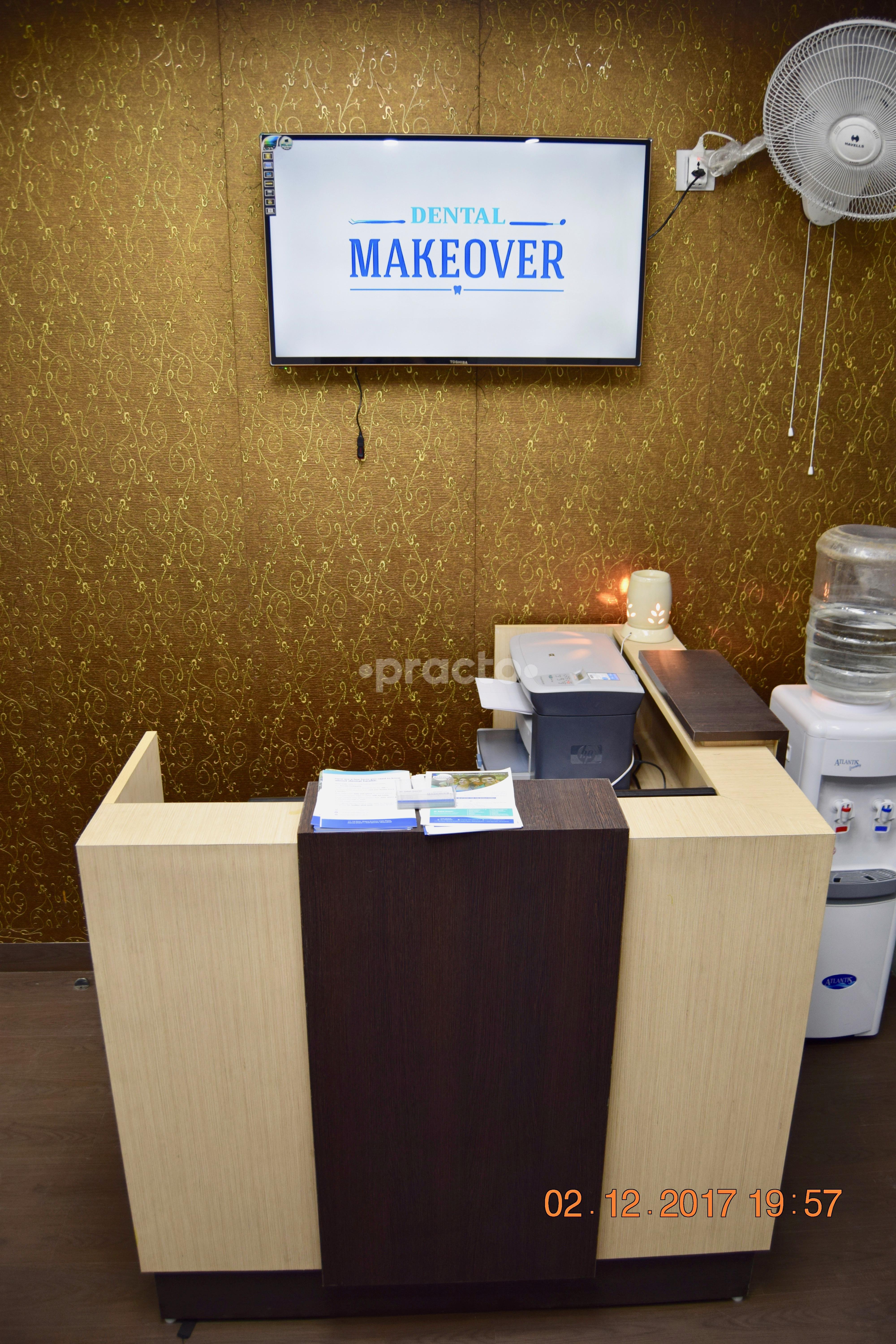 Reception at Dr. Saket's Dental Makeover Indirapuram Ghaziabad