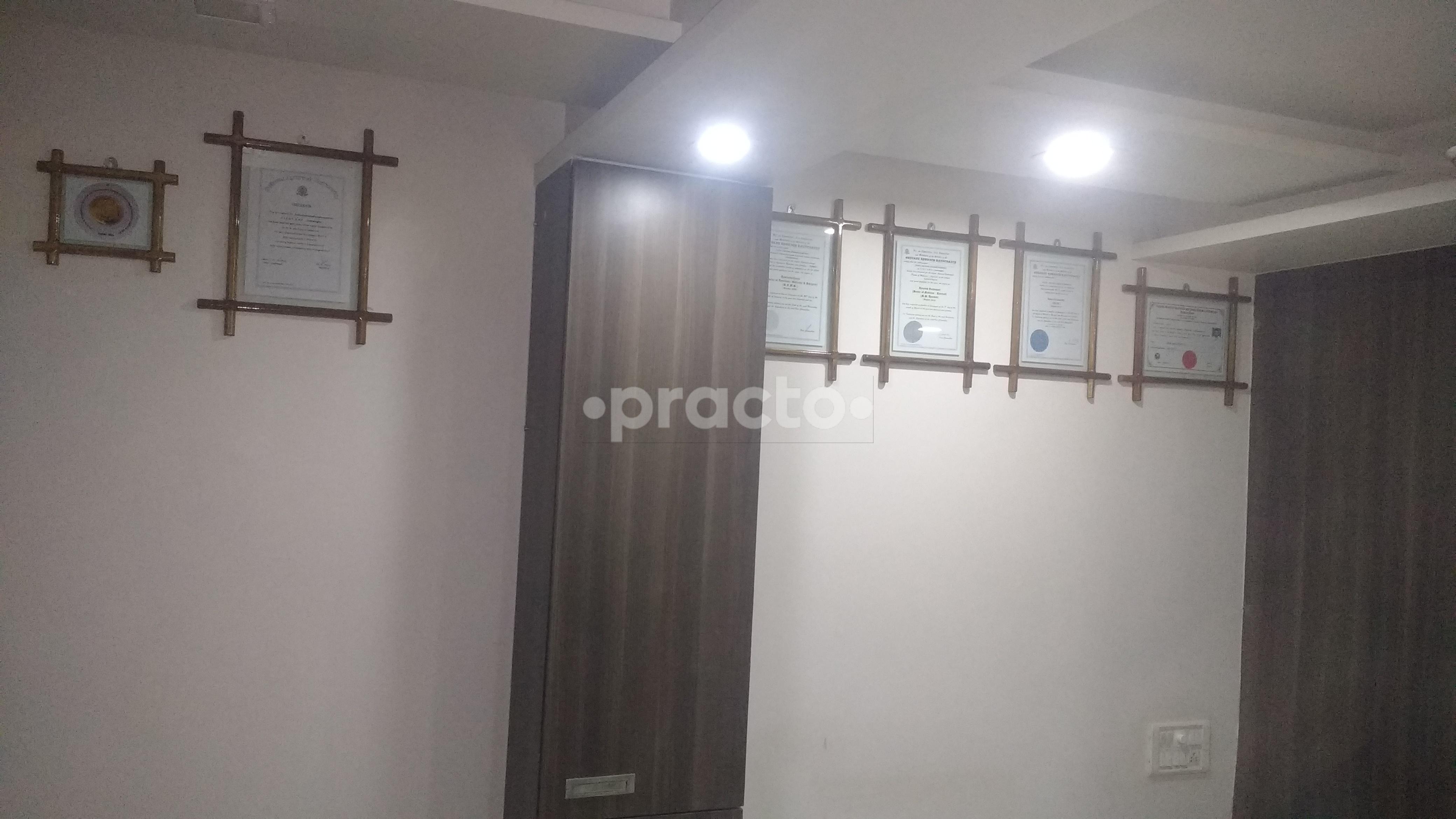 Waiting Area at Ayurveda Chikitsalaya Rajkot Sau Uni Area Rajkot