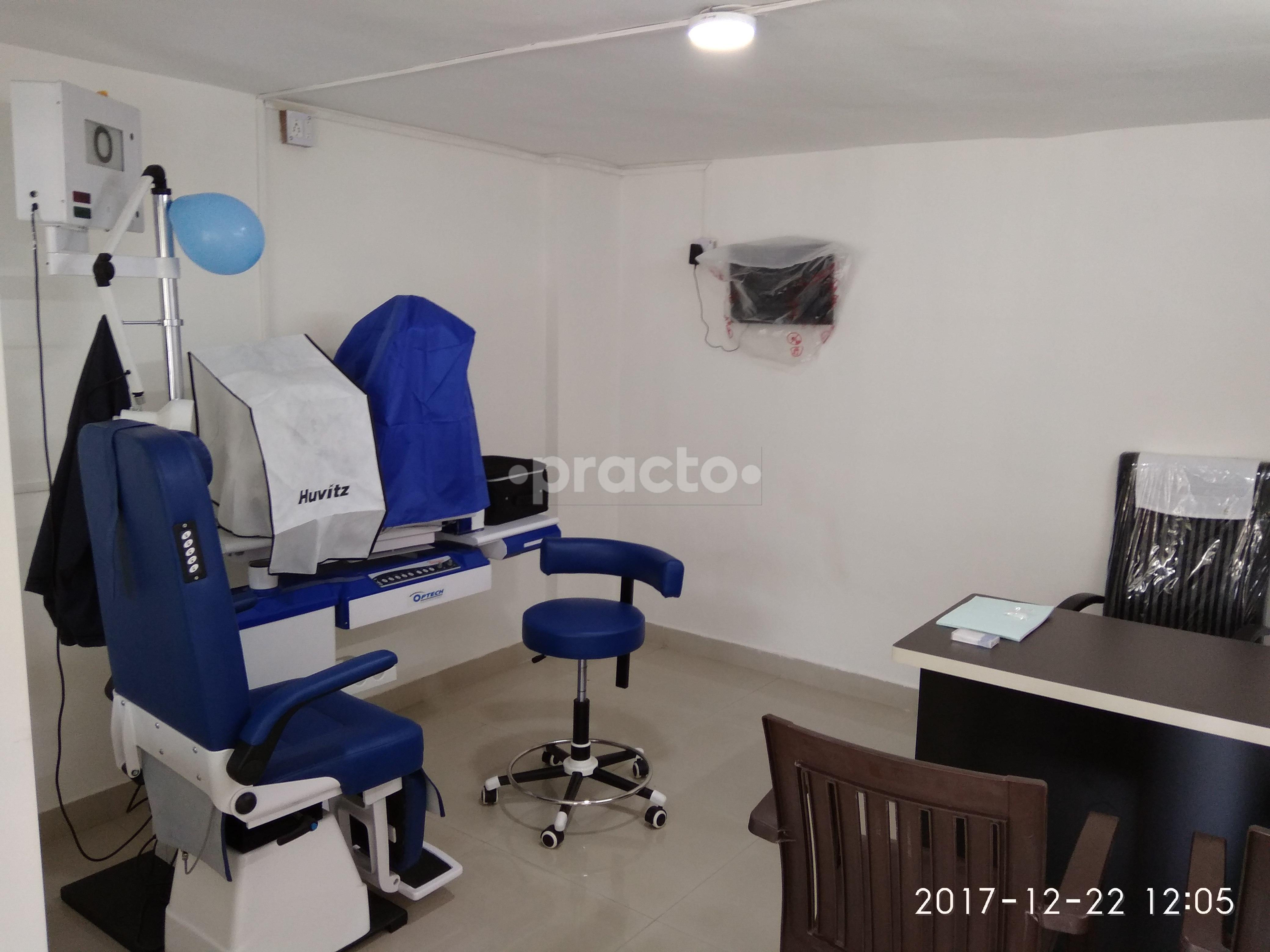 Services at Maanav Eye Clinic Ambegaon Pune