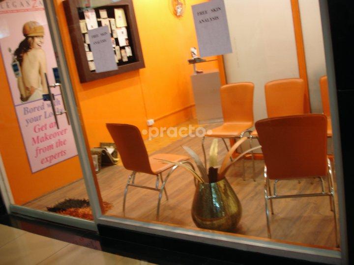 Waiting Area at Eleganza Complete Skin And Cosmetic Surgery Clinic DLF Phase I Gurgaon