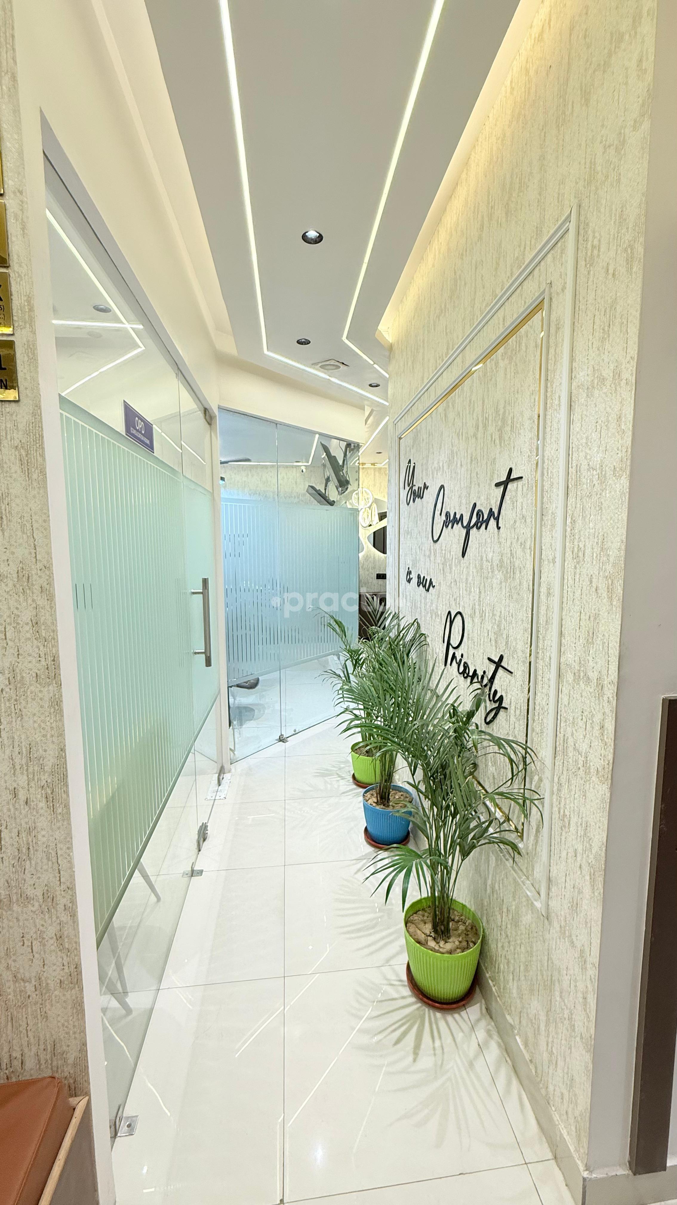 Entrance at M S Clinic & Diagnostic Center Crossings Republik Ghaziabad