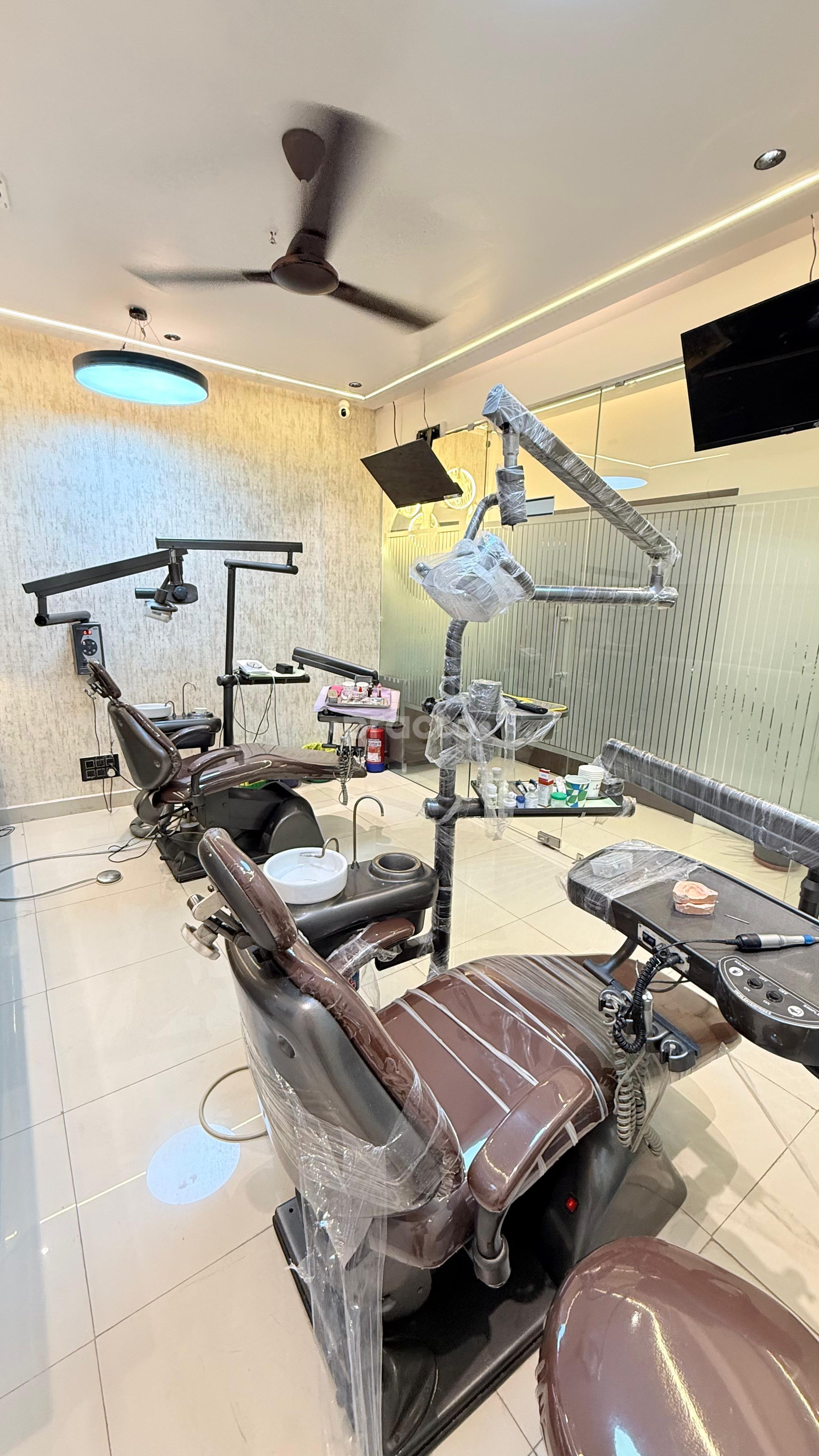 Operation Room at M S Clinic & Diagnostic Center Crossings Republik Ghaziabad