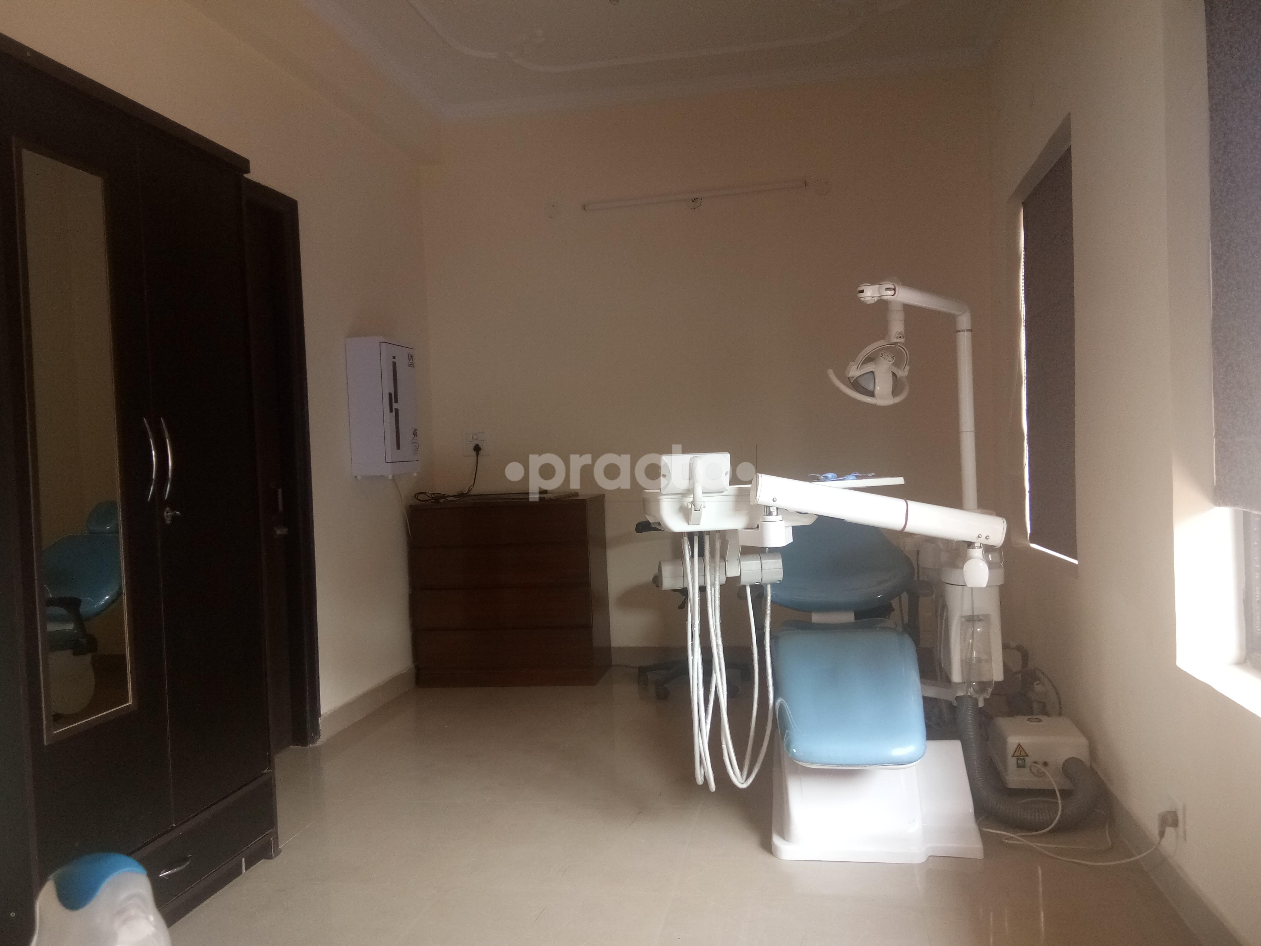 OPD/Ward at Dhrumin Dental Care Palam Vihar Gurgaon