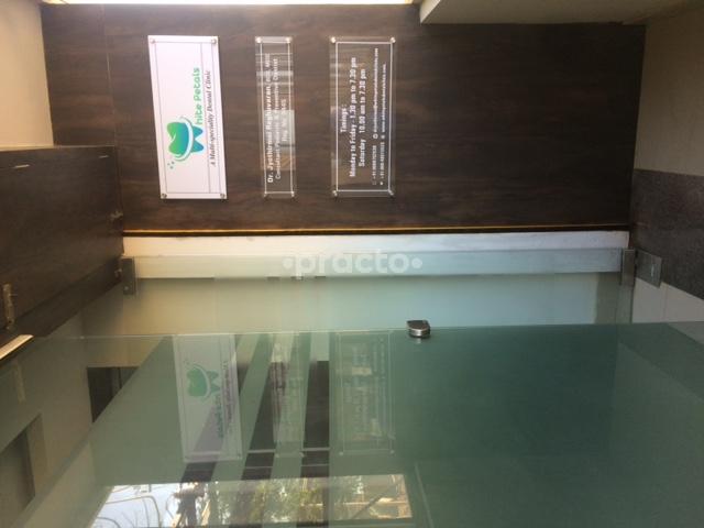 Entrance at white petals multispeciality dental clinic Electronics City Bangalore