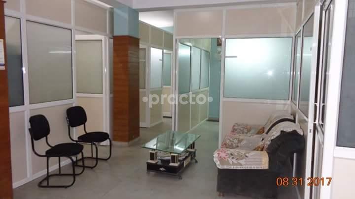 Waiting Area at Bridging Barrier Sector 12 Noida