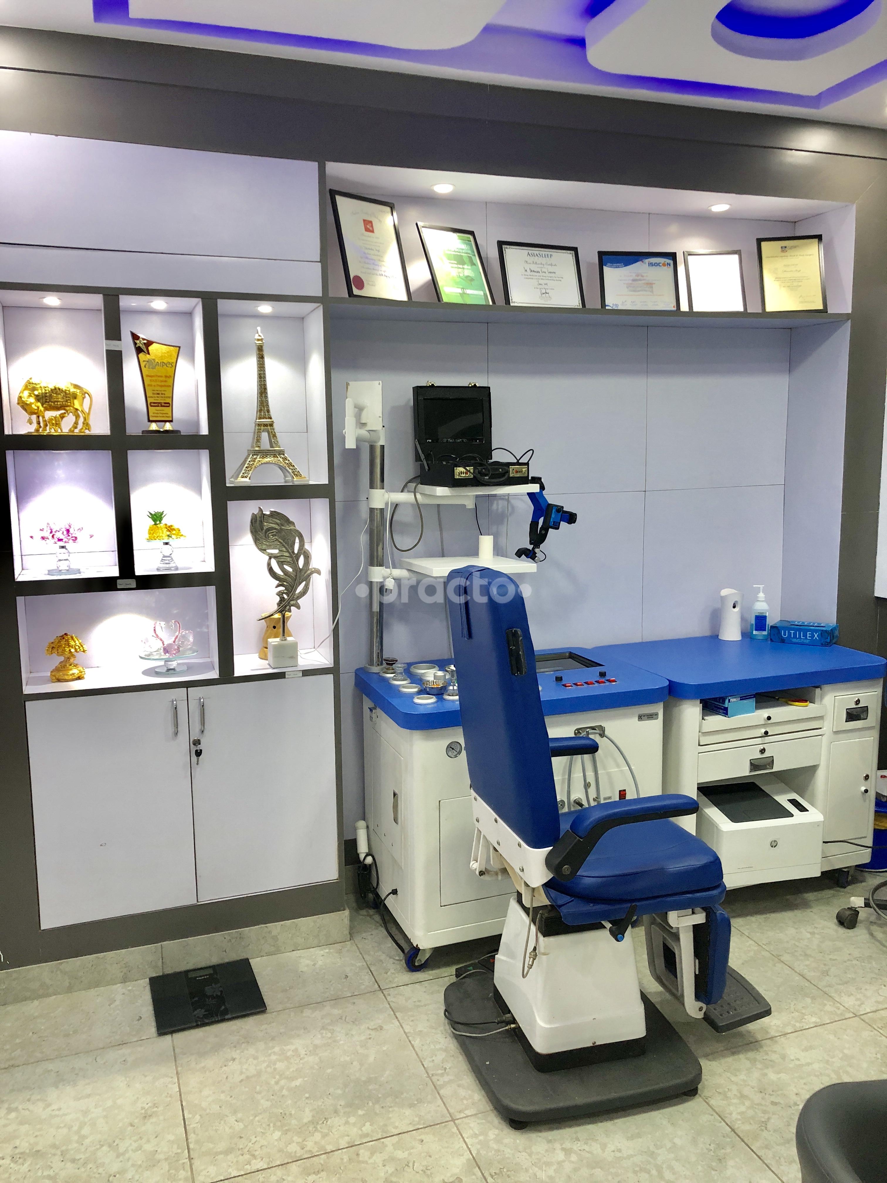 Operation Theatre at ORL International Clinic CR Park Delhi