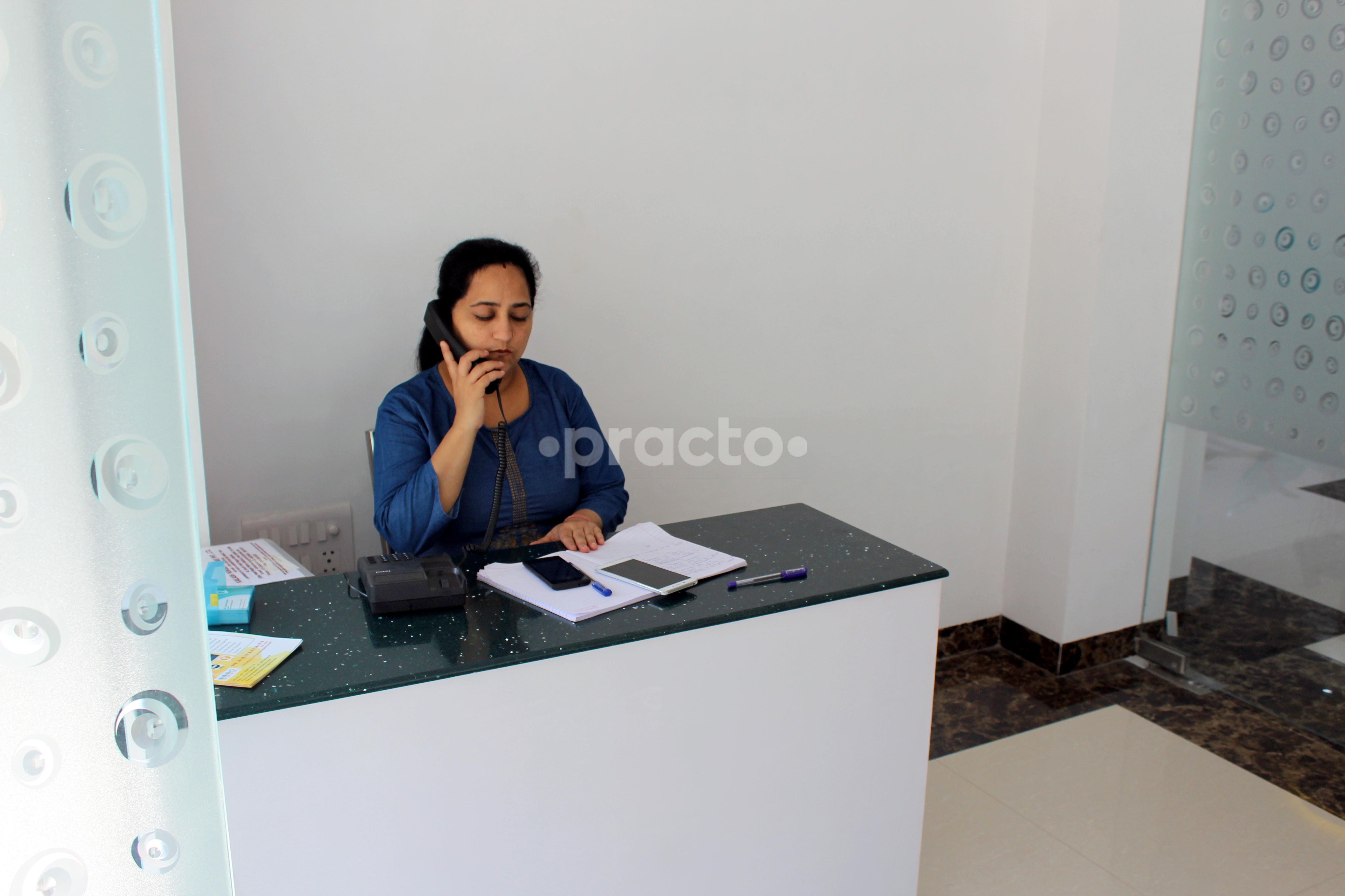 Reception at Kailash Dental Patel Nagar South Delhi
