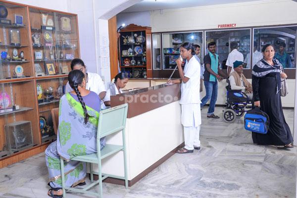 Helpdesk at shanmuga hospital Hasthampatti Salem