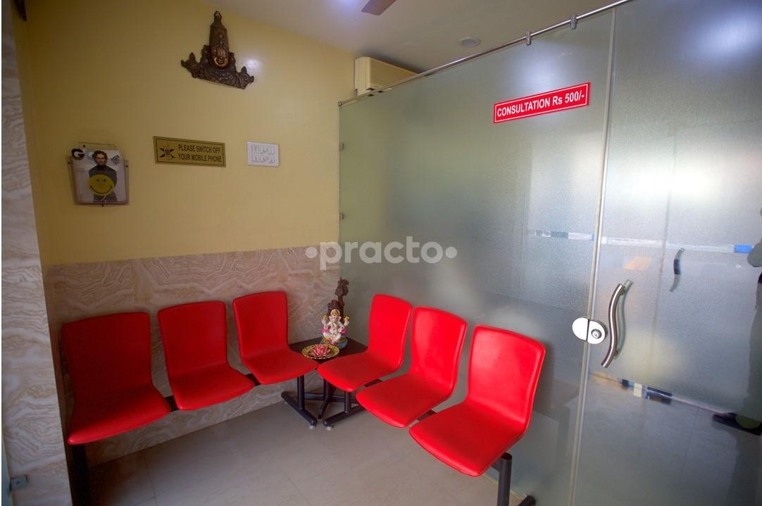 Entrance at Sree Venkateswara Dental Clinics Kidwai Nagar East Delhi