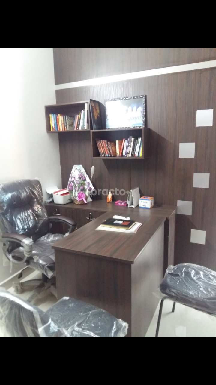 OPD/Ward at Renew Skin Clinic Tiruvottiyur Chennai