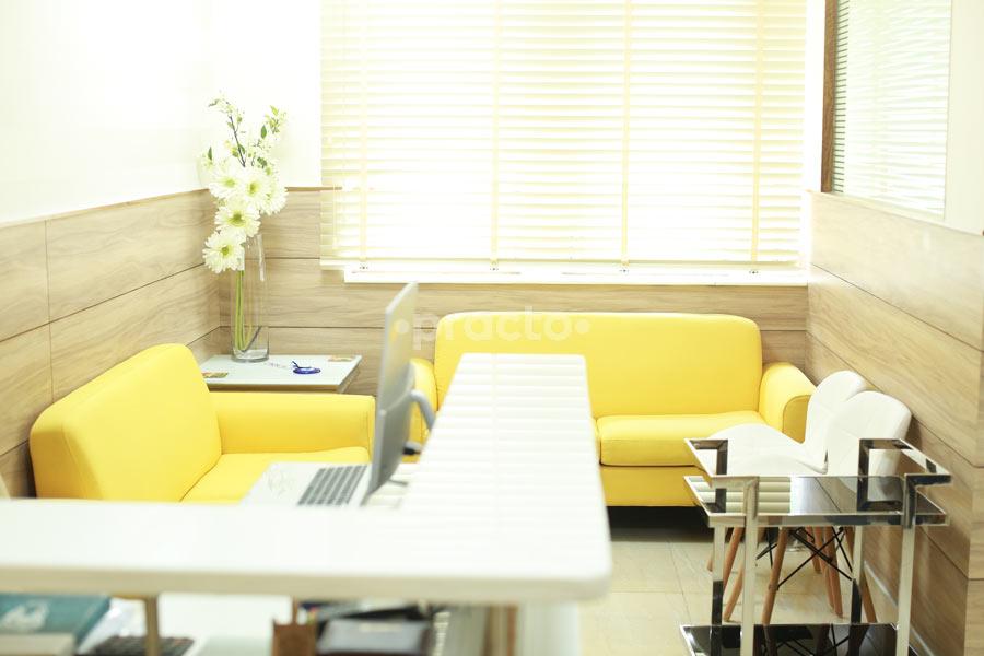 Waiting Area at Dental Studio and Implant Centre Chanakyapuri Delhi