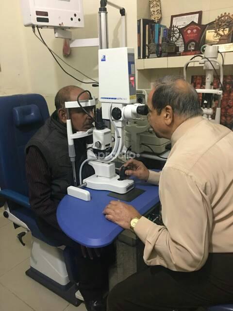 Services at Pushpdant Eye Care  Center Kanpur Kanpur