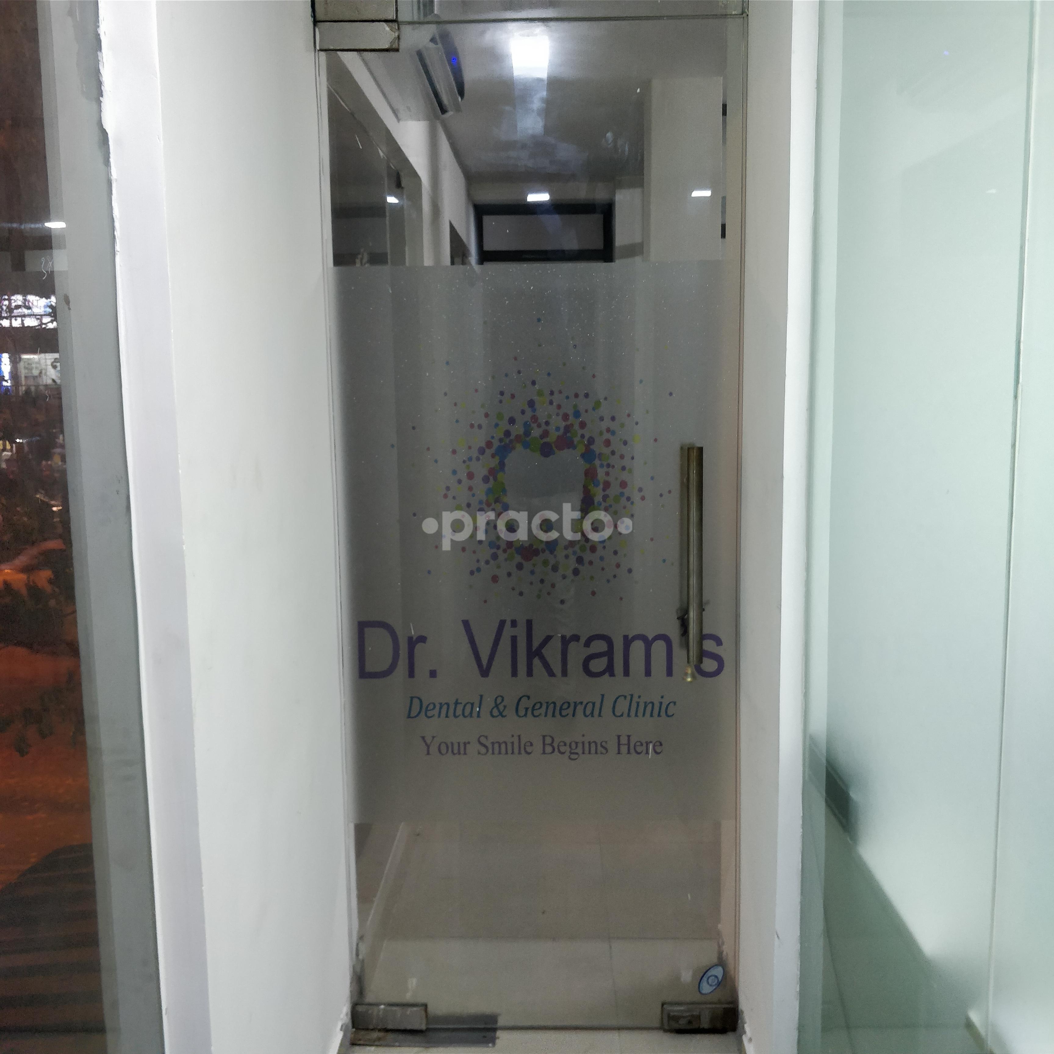 Establishment board at Dr.Vikram's Dental & General Clinic Ashok Nagar Chennai