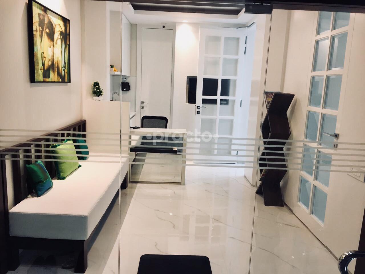 Reception at MindCare Clinic Bandra West Mumbai