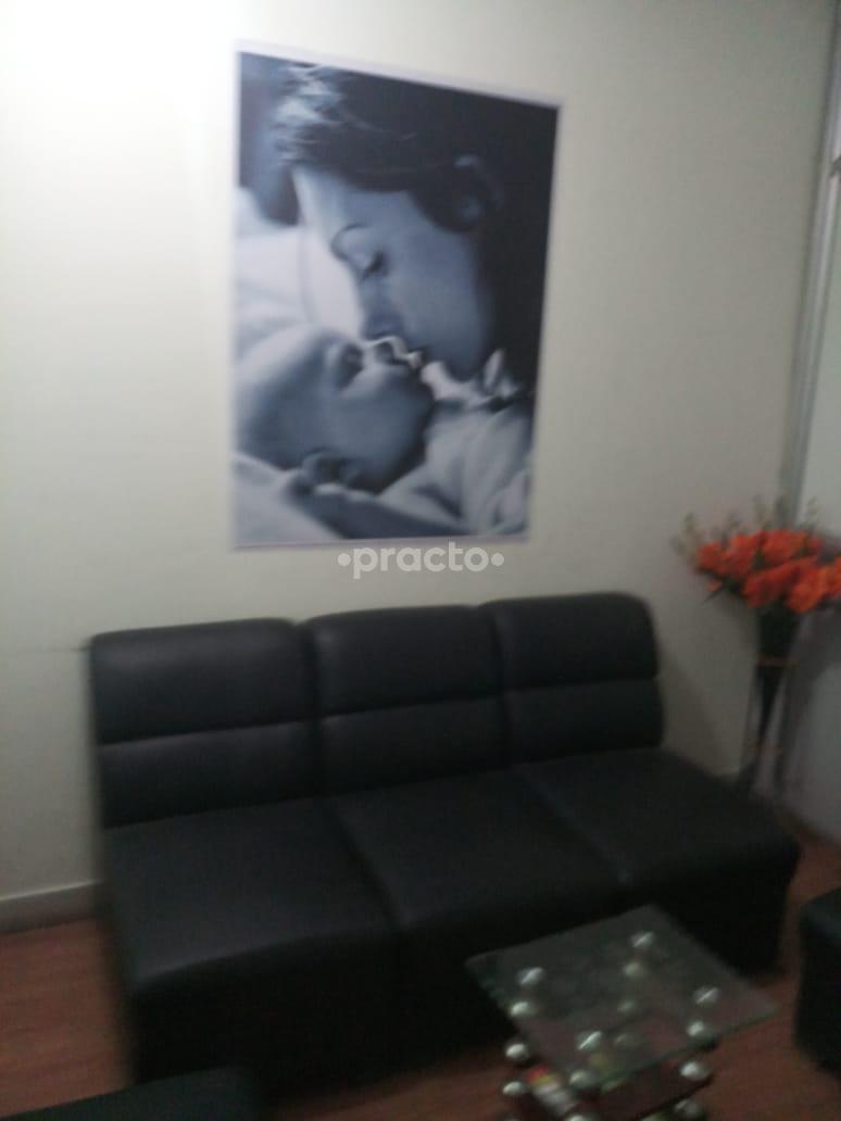 Waiting Area at Dr.R.K.Singh's Homoeopathic Infertility Center Mahanagar Lucknow
