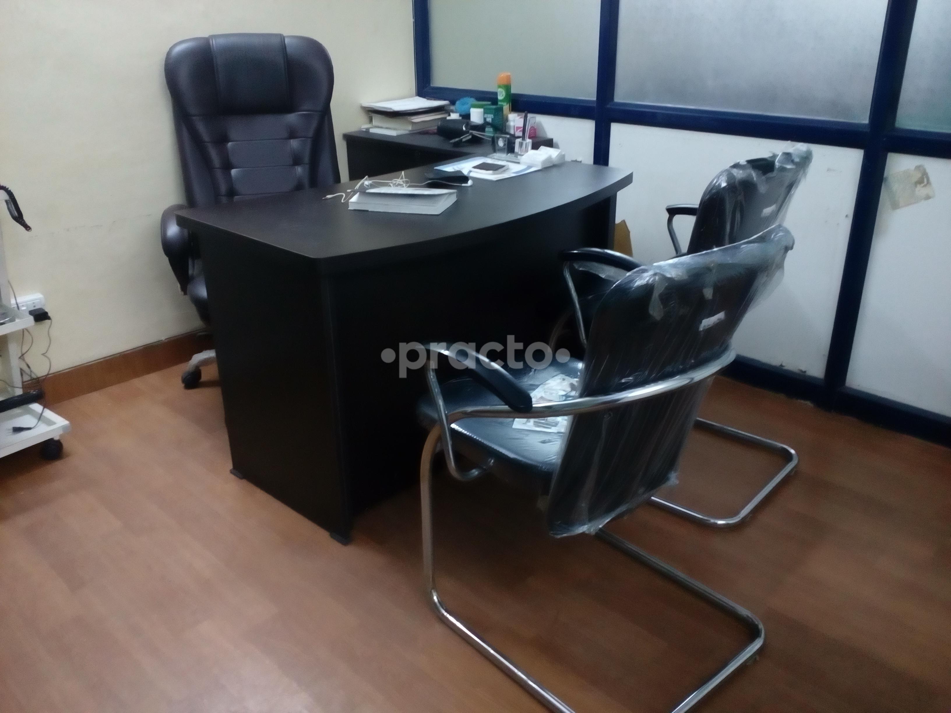OPD/Ward at Physiomax Physiotherapy Clinic Zirakpur Chandigarh