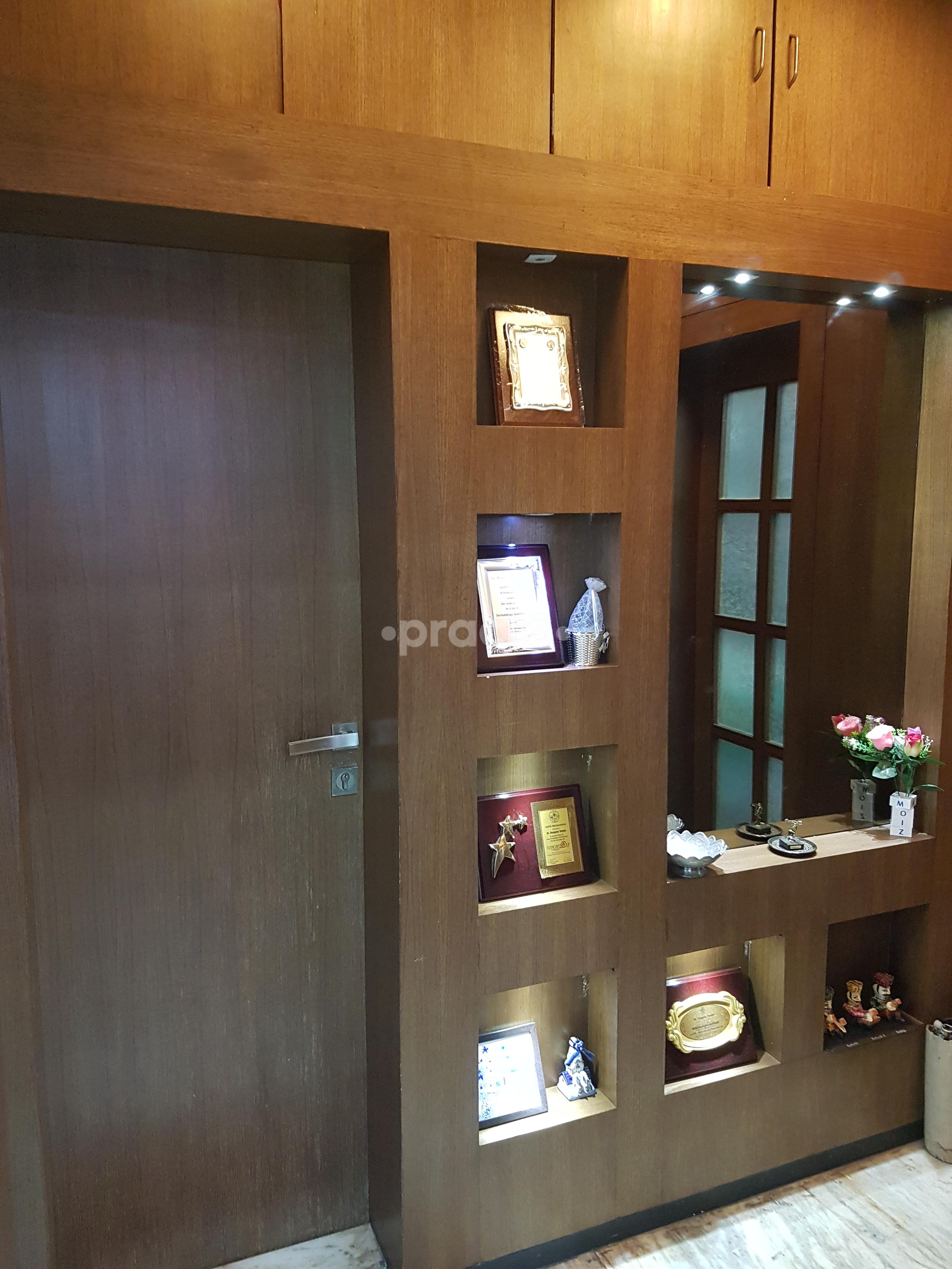 Entrance at Innovation Skin Clinic & Laser Center  Ghatkopar East Mumbai