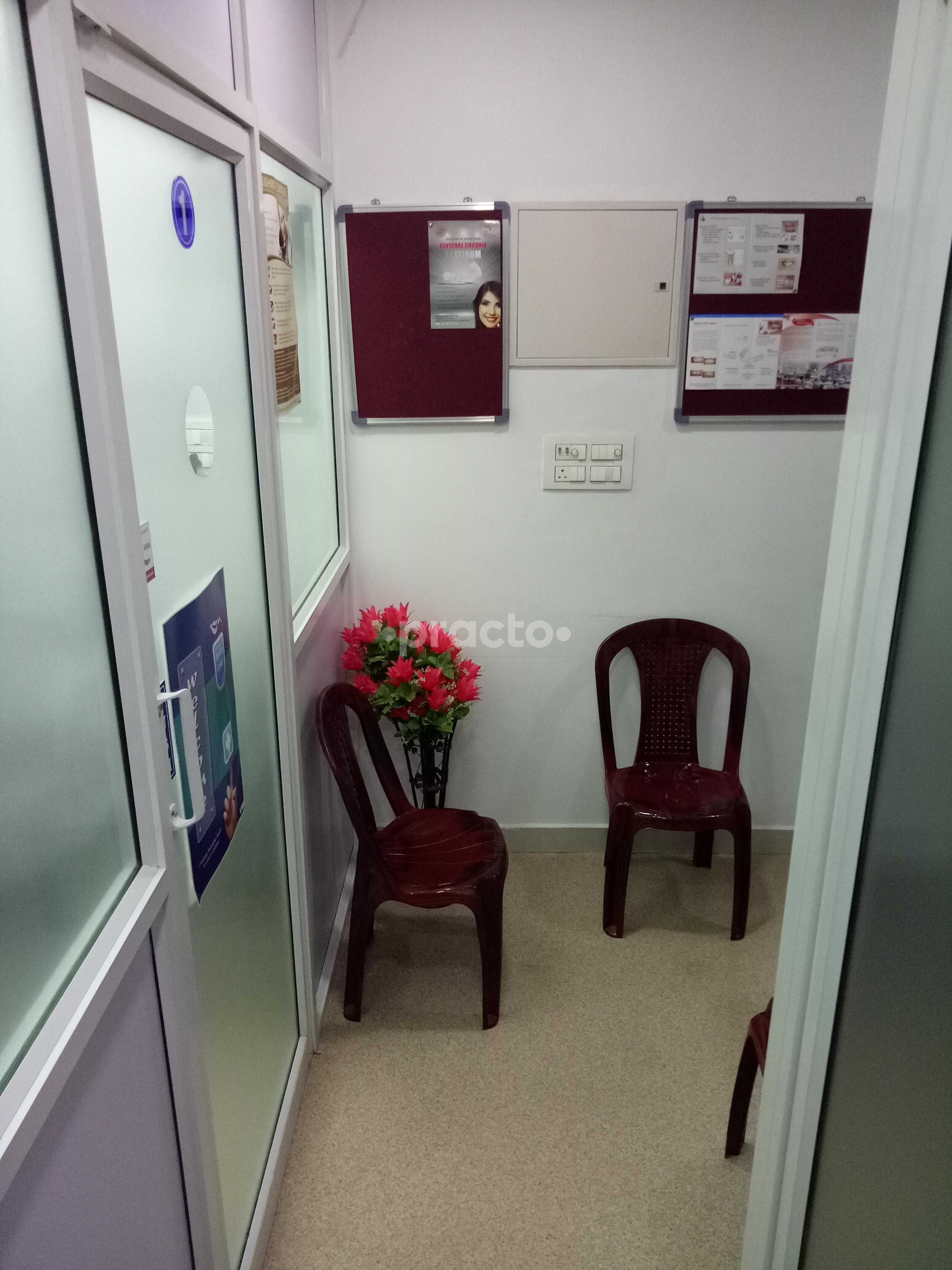 Reception at MS Dental Clinic Valasaravakkam Chennai