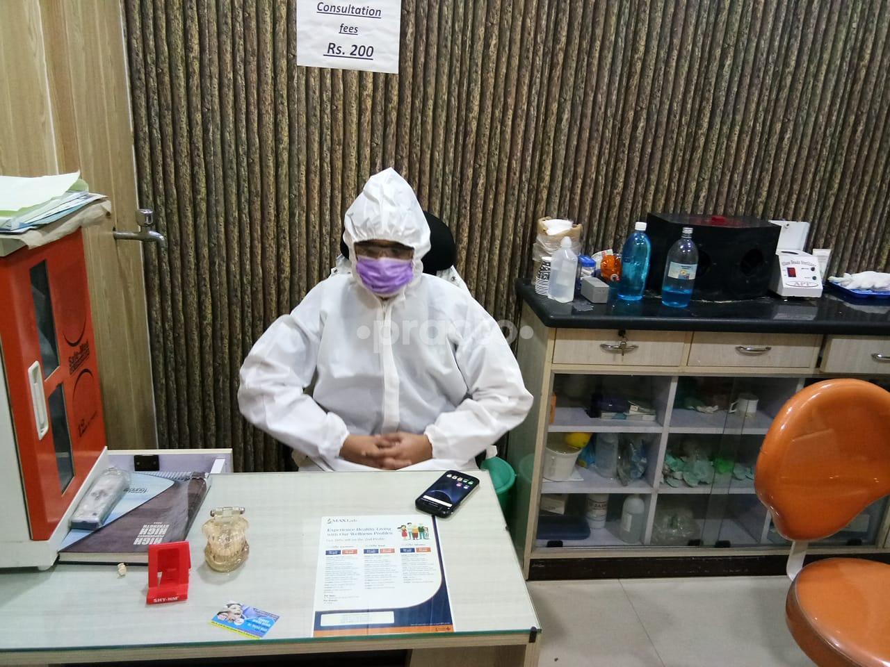 Consultation Room at Family Dental Clinic MultiSpeciality Centre Sector 70 Noida