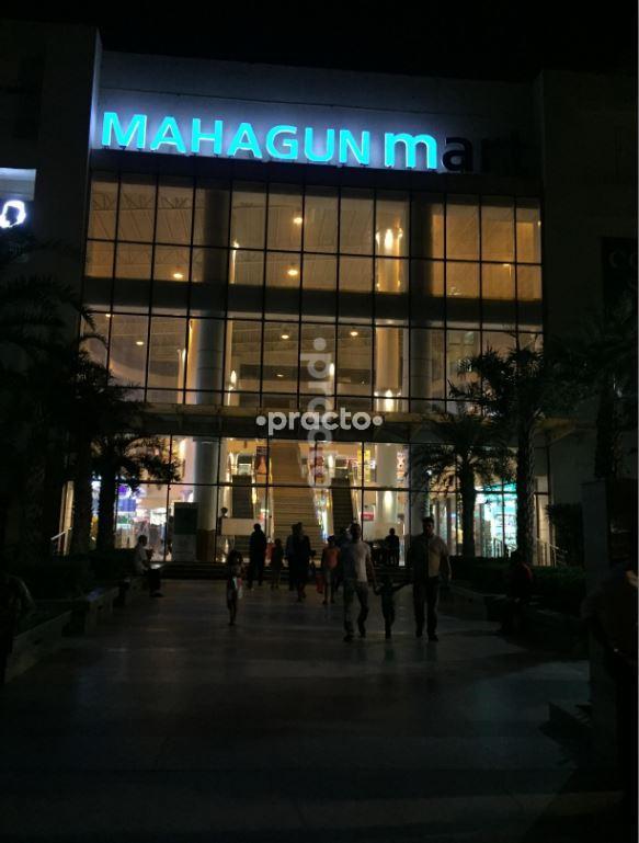 Outside Area at Alfa Imaging Ultrasound Clinic Sector 78 Noida