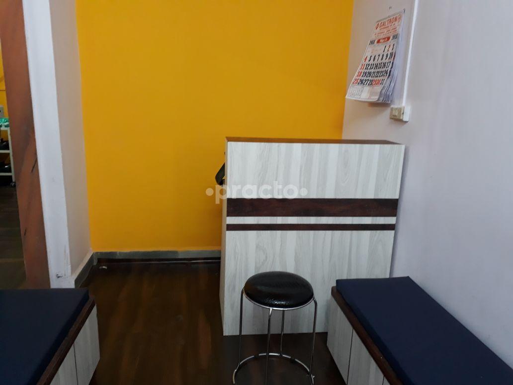 Reception at Pearl Specialized Dental & Physiotherapy Clinic Bhiwandi Thane