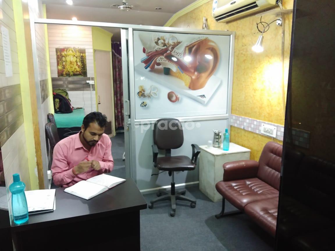 Reception at Dr.Saloni's ENT Clinic Janakpuri Delhi