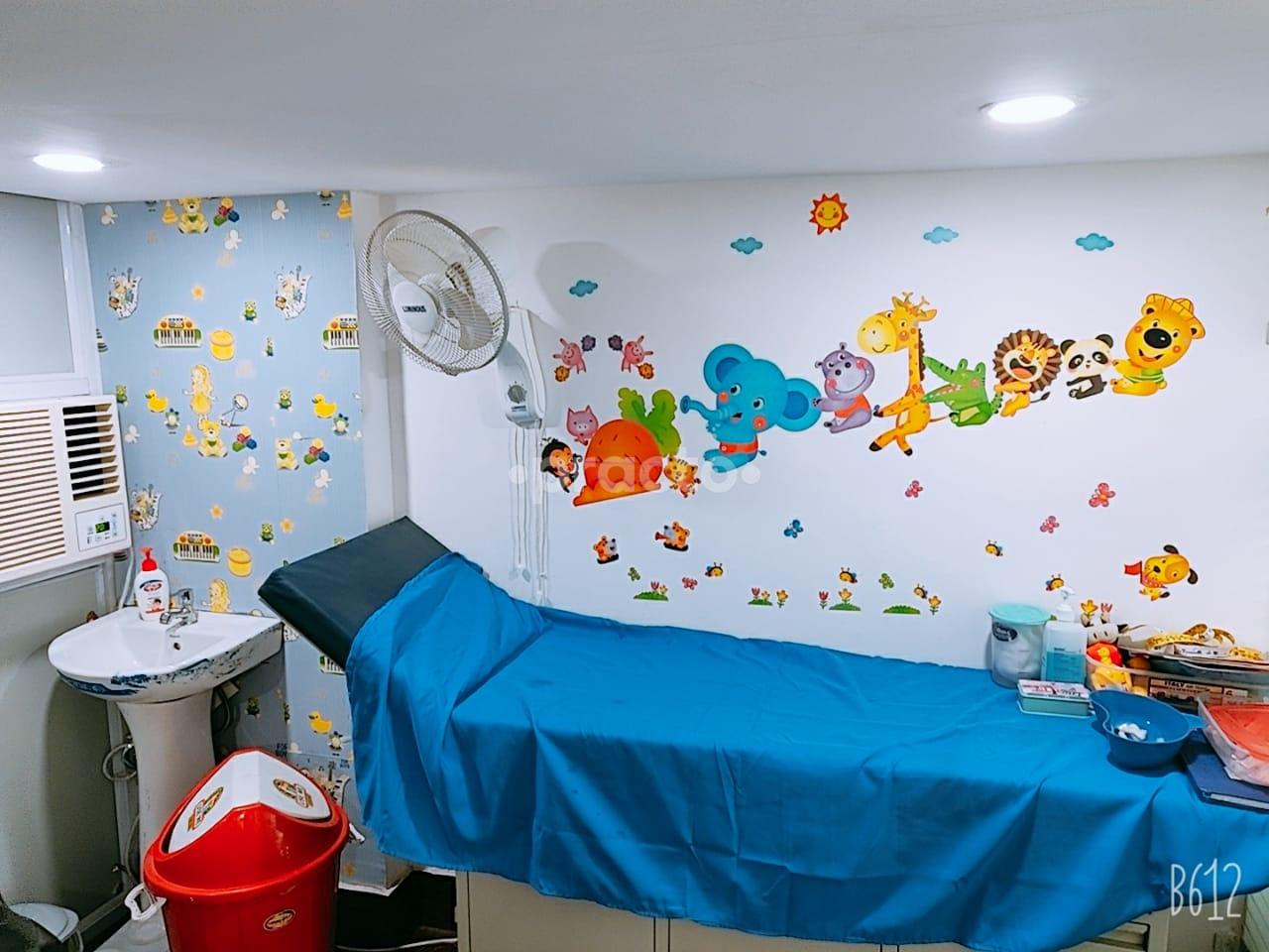 Therapy/Massage Room at Uropedia Clinic Greater Noida West Greater Noida