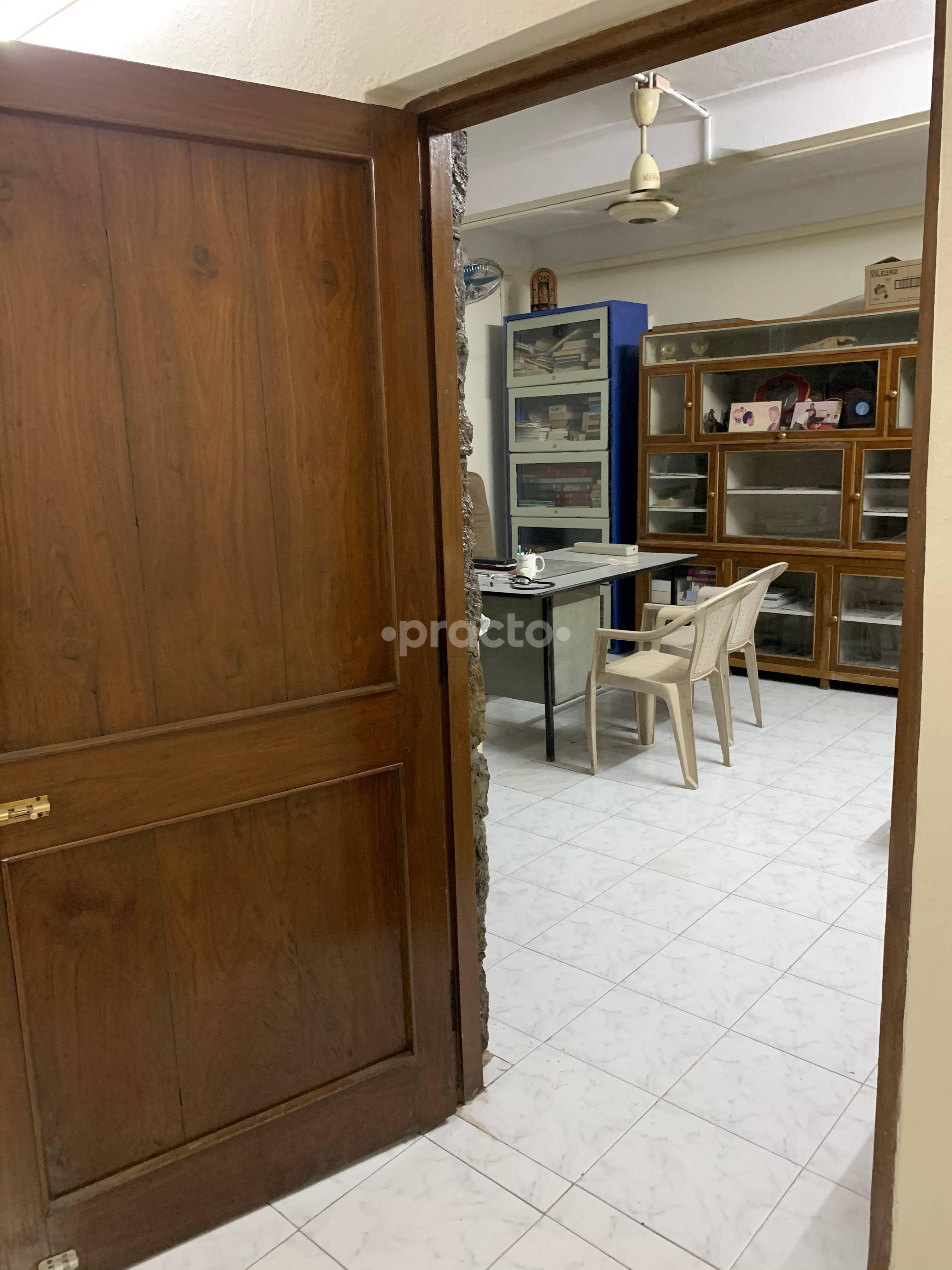 Consultation Room at Kolluri Clinic Barkatpura Hyderabad