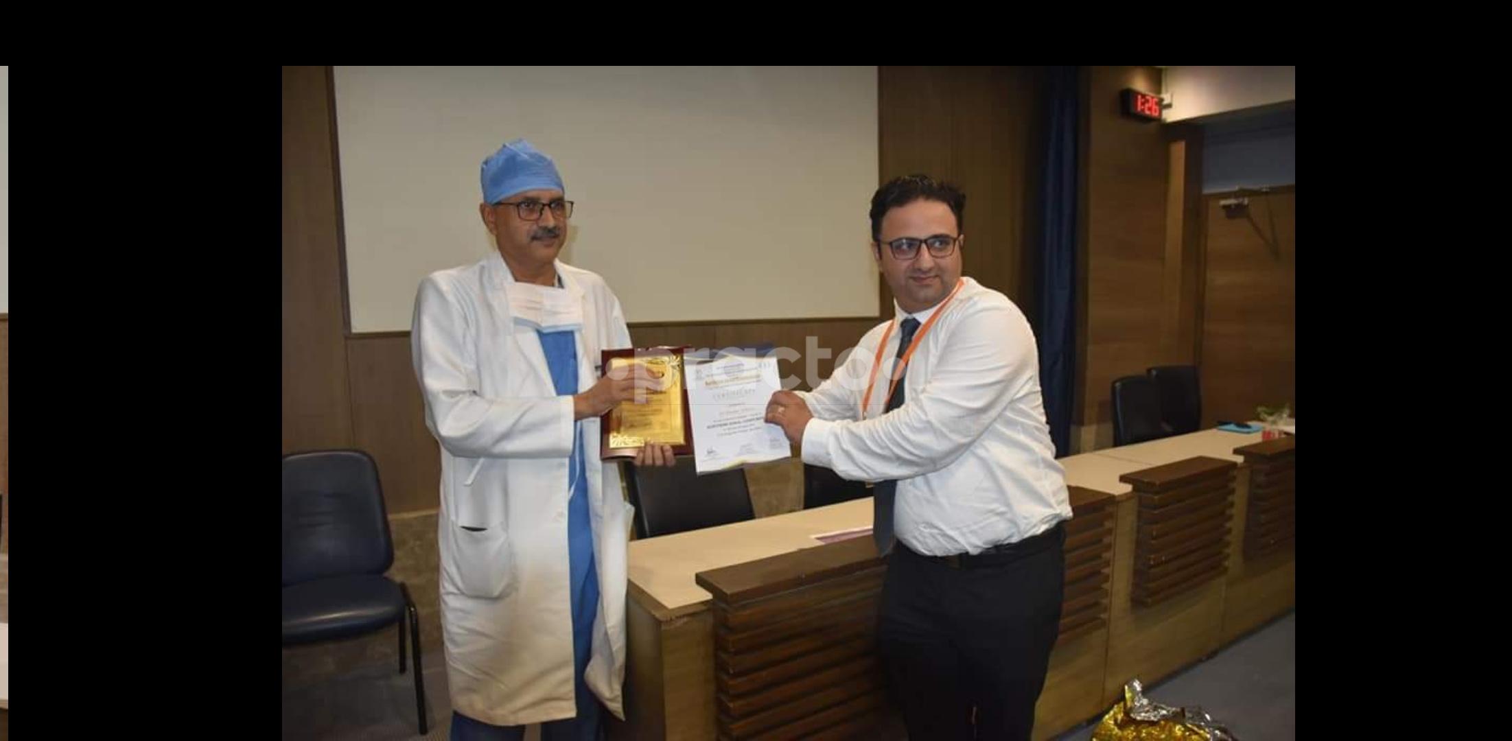 OPD/Ward at Delhi Chiropractor Physiotherapist Sports Injury Clinic Kirti Nagar Delhi
