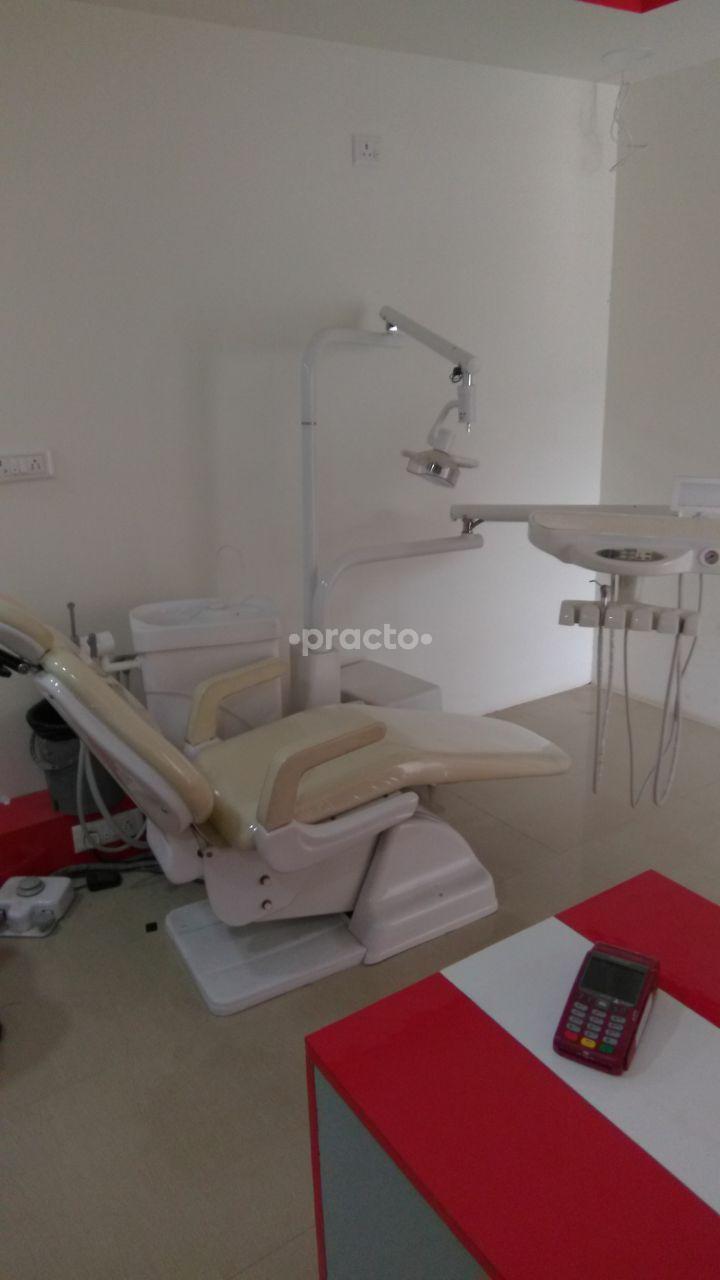 Reception at Shanvi Dental Care Attibele Bangalore
