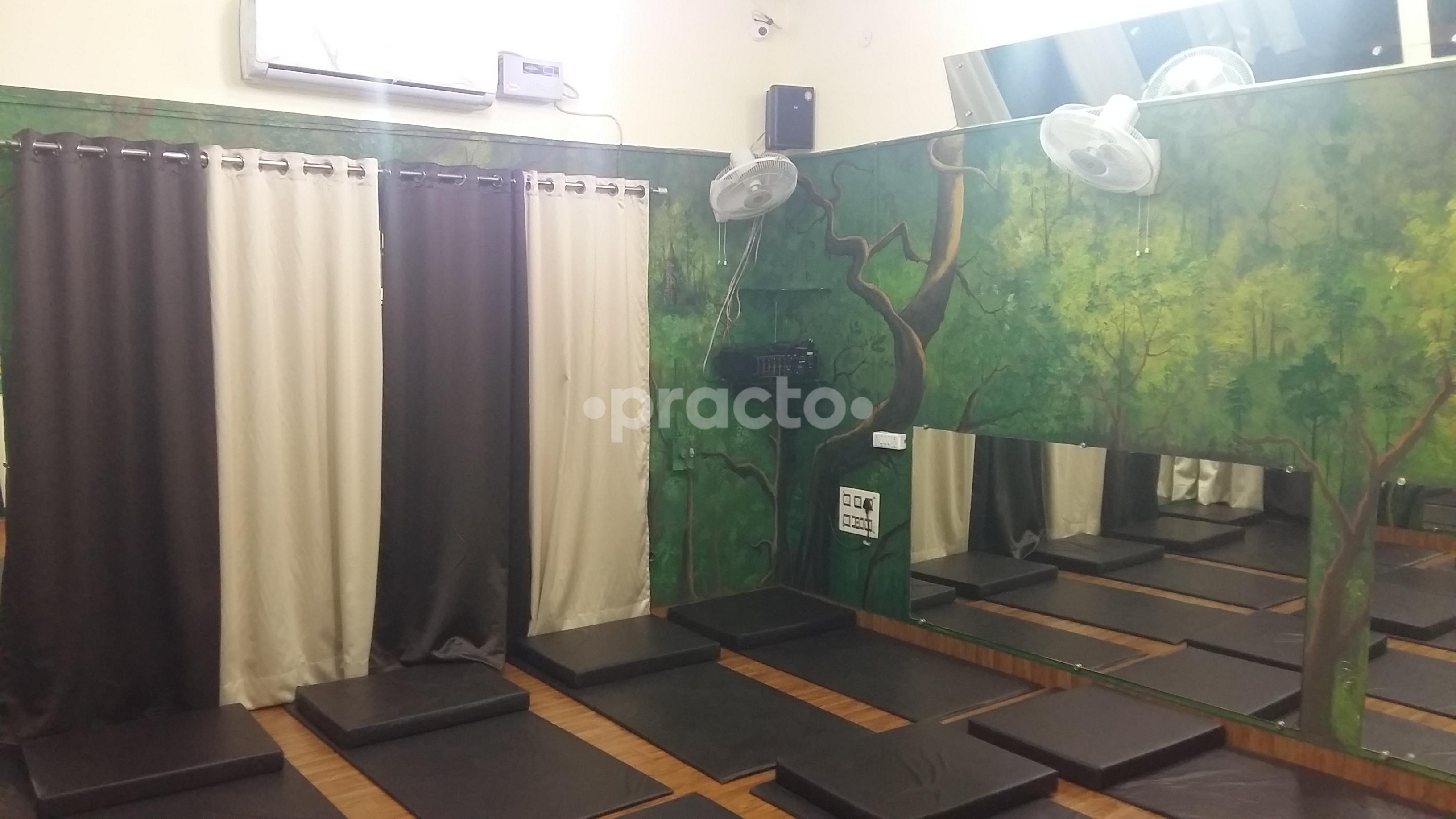 Services at Shiva Yoga Center  Azad Nagar Kanpur