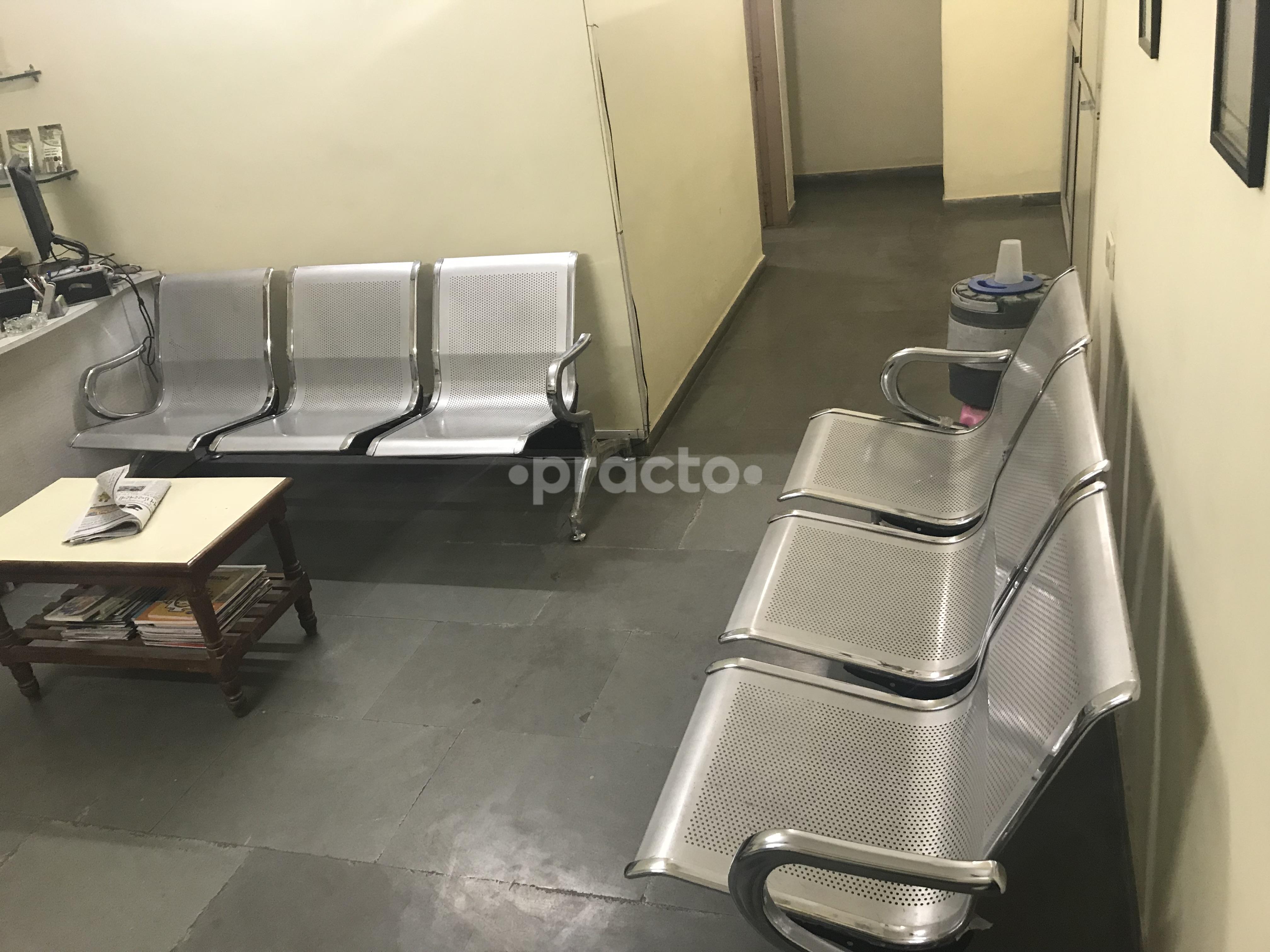 Waiting Area at AP CLINIC ALKAPURI Alkapuri Vadodara