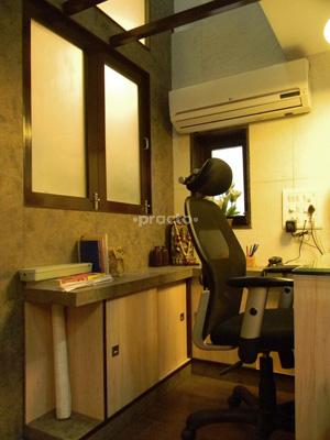 OPD/Ward at Mohini Clinics - Dr. Shankar Chawla Chembur Mumbai