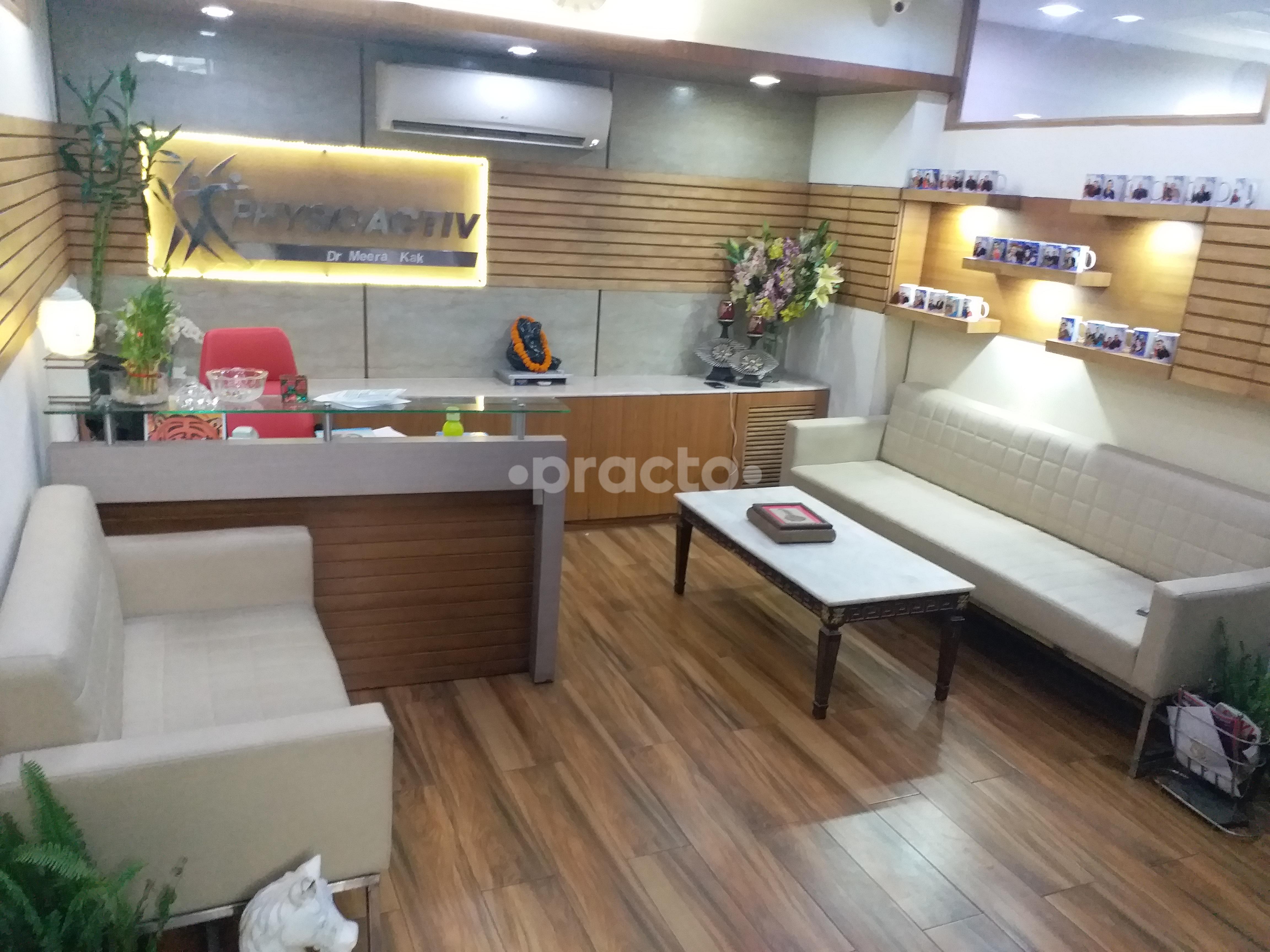 Waiting Area at PhysioActiv Greater Kailash Part 1 Delhi