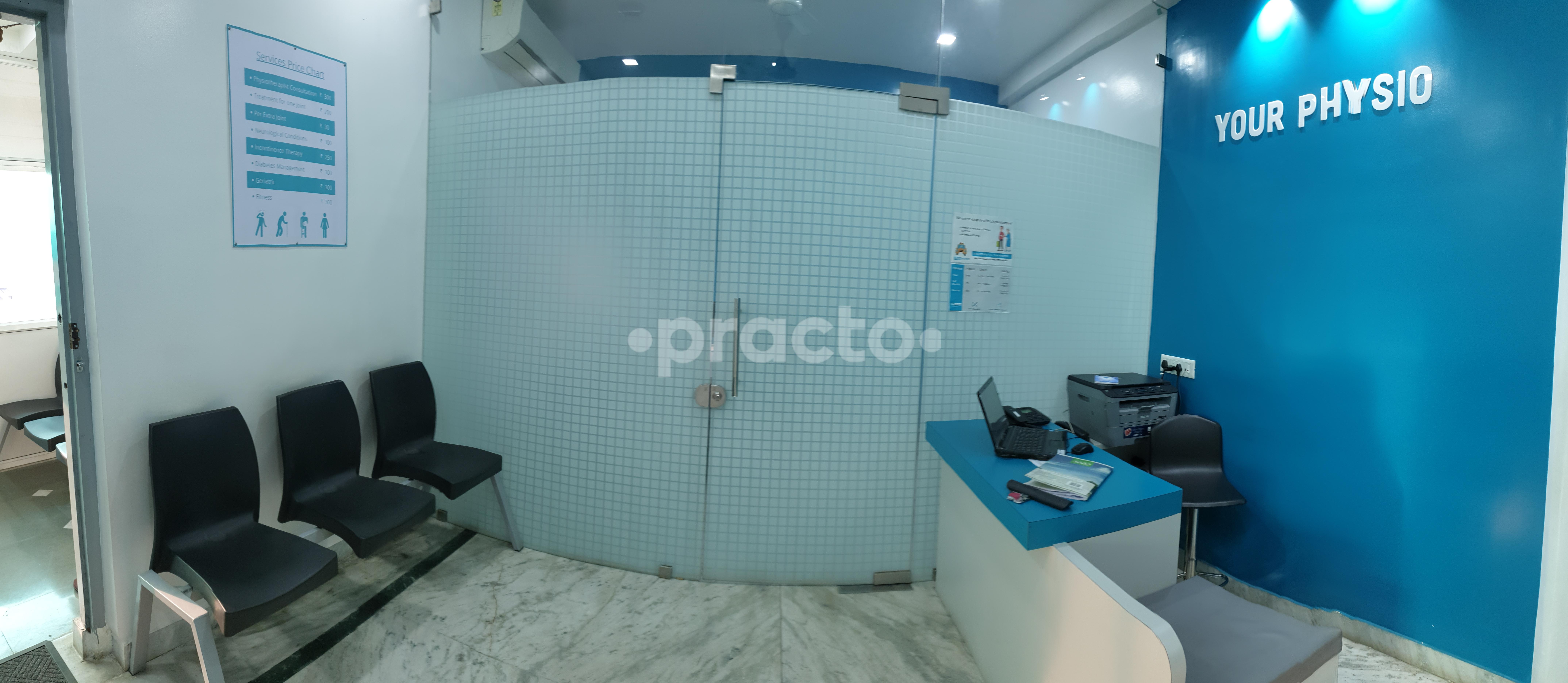 Reception at YourPhysio Wardha Road Nagpur