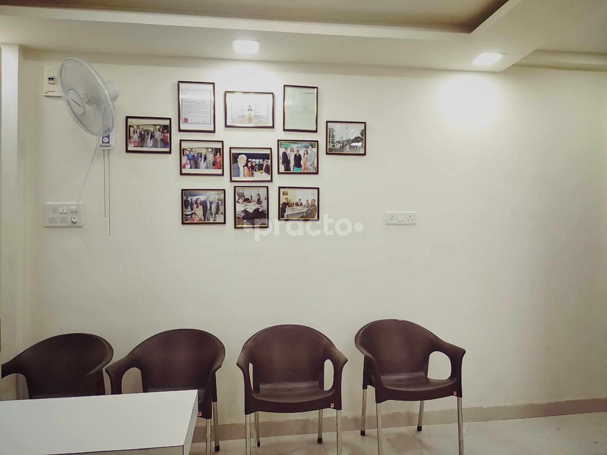 Waiting Area at Yatharth Ayurved Clinic and Panchakarma Chikitsa Keshav Nagar Pune