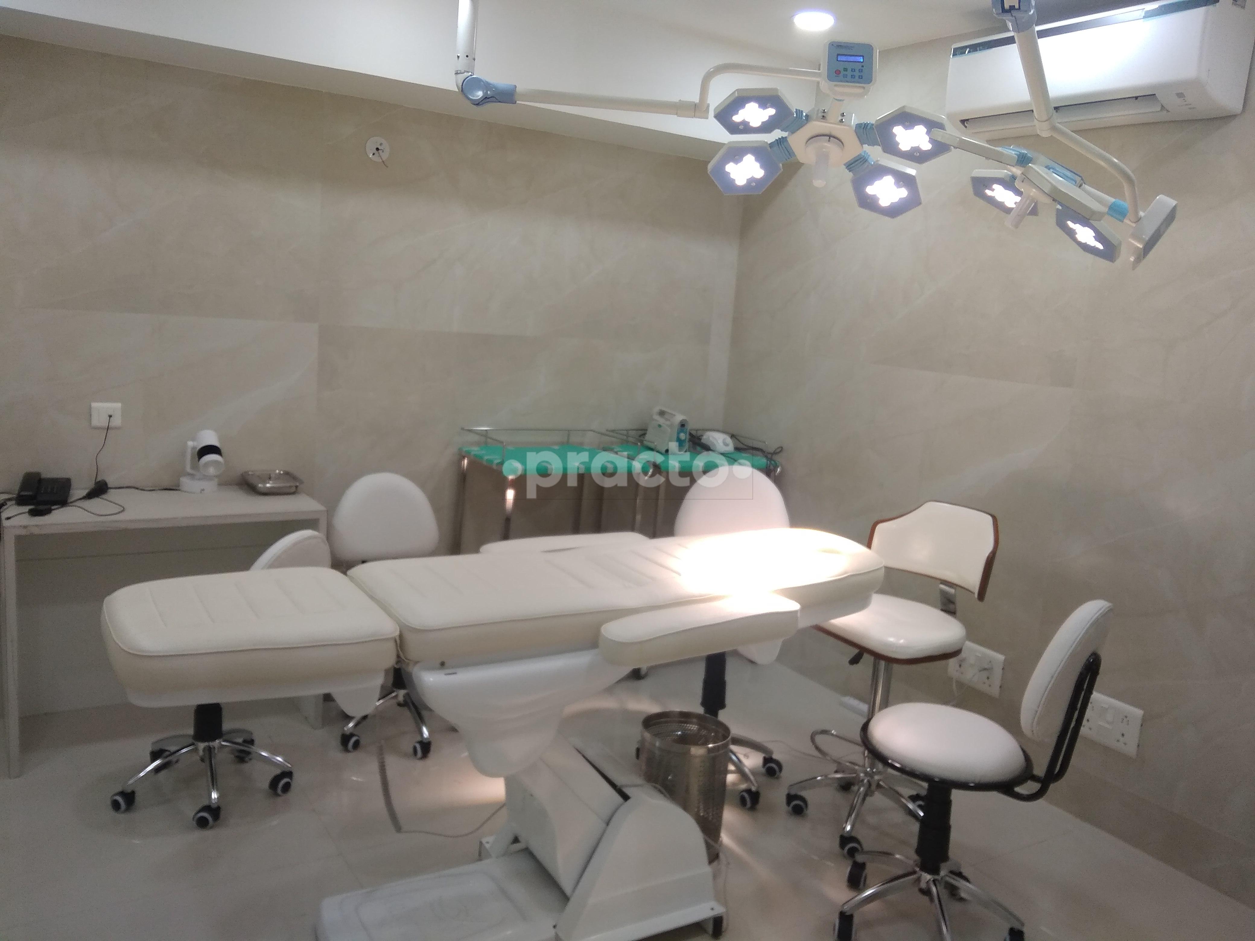 Operation Theatre at Avista Clinic Pipliyahana Indore