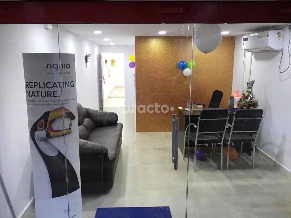 Reception at Srinath Hearing Care Clinic Dilsukhnagar Hyderabad