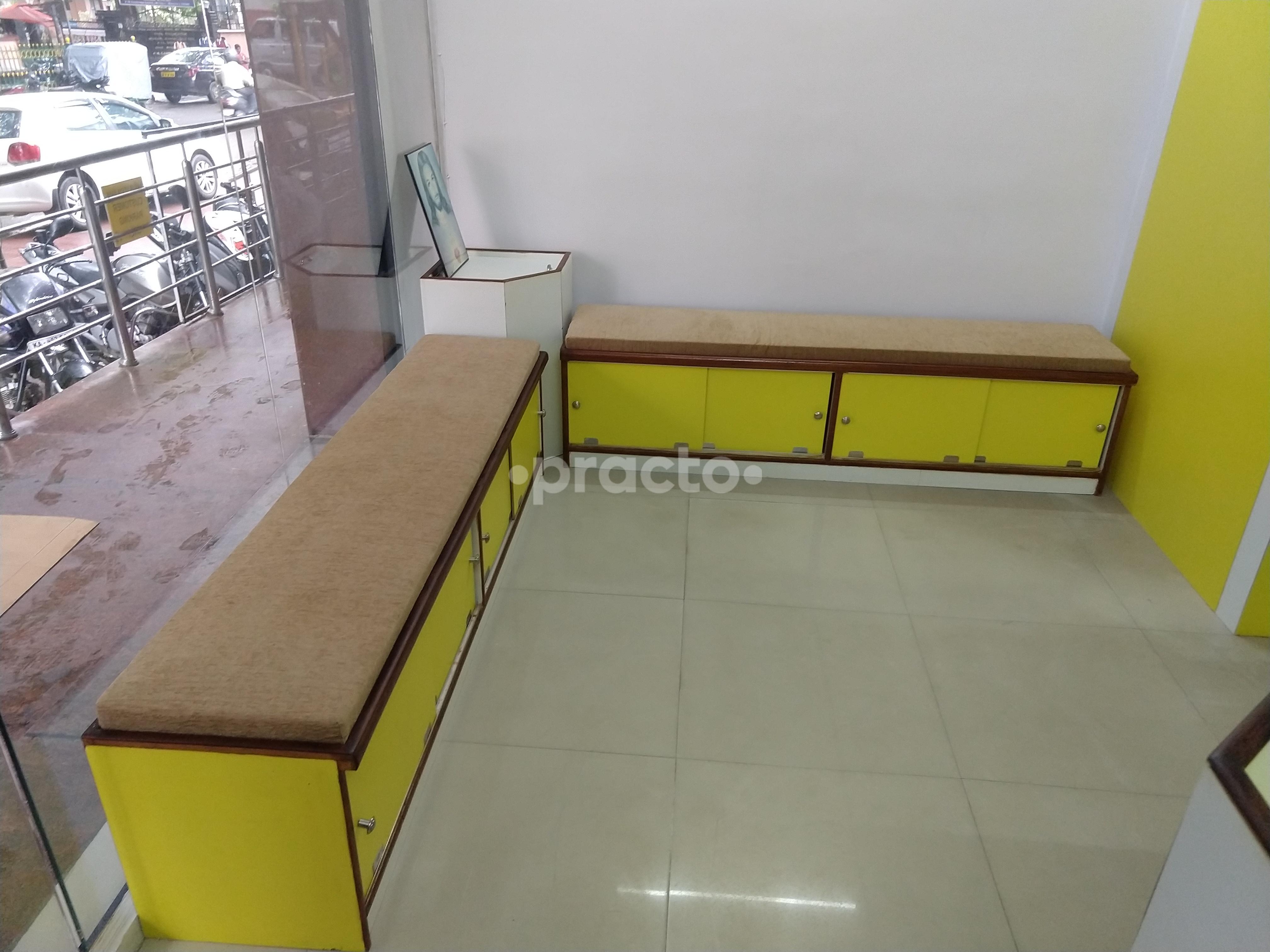 Waiting Area at Mom Care Speciality Centre Ulsoor Bangalore