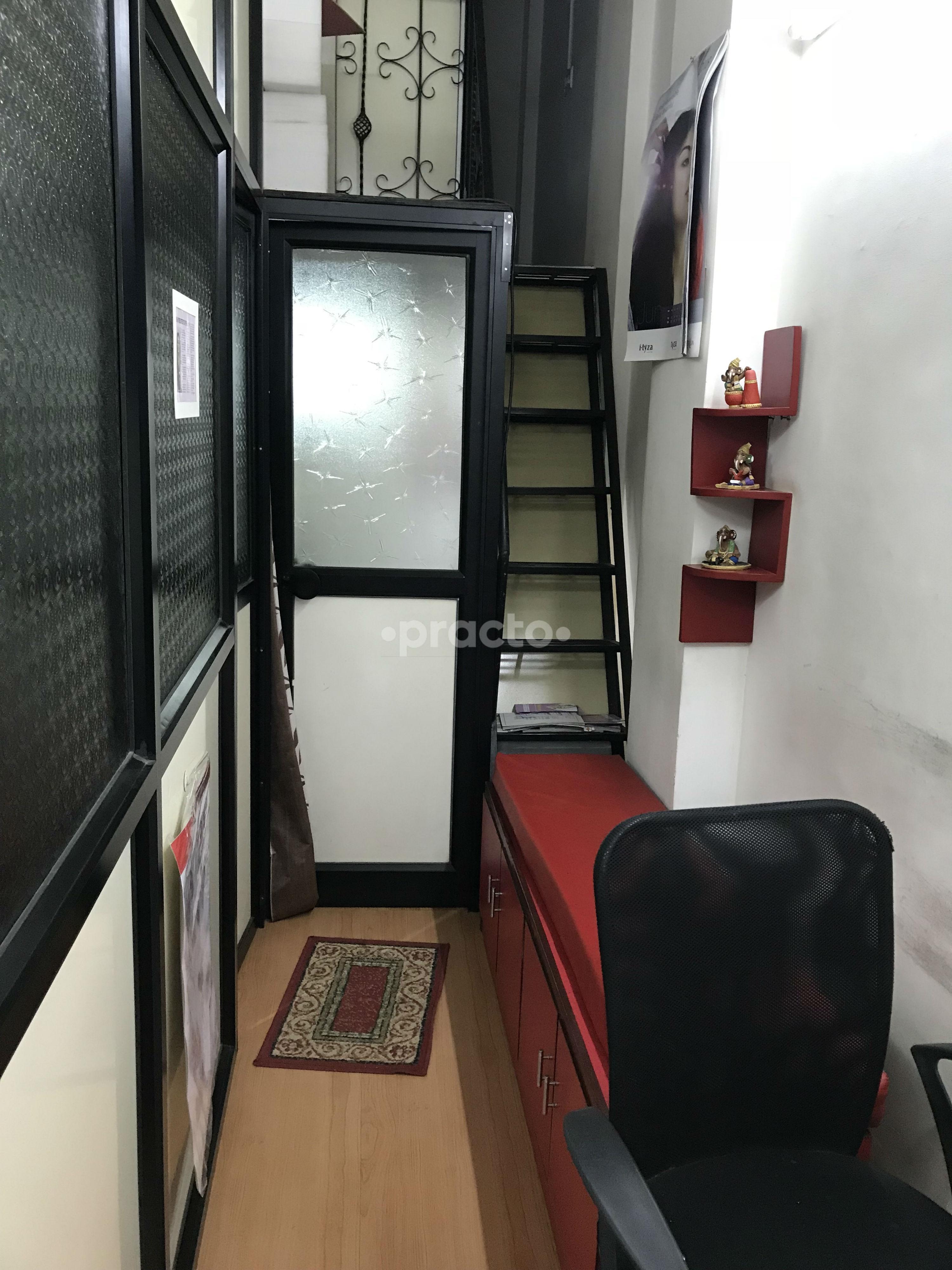 Waiting Area at Skin 4 U Clinic Thane West Thane
