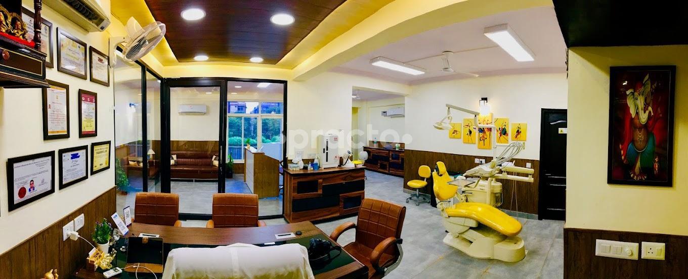 Consultation Room at Starline Dental Clinic Vasundhara Ghaziabad