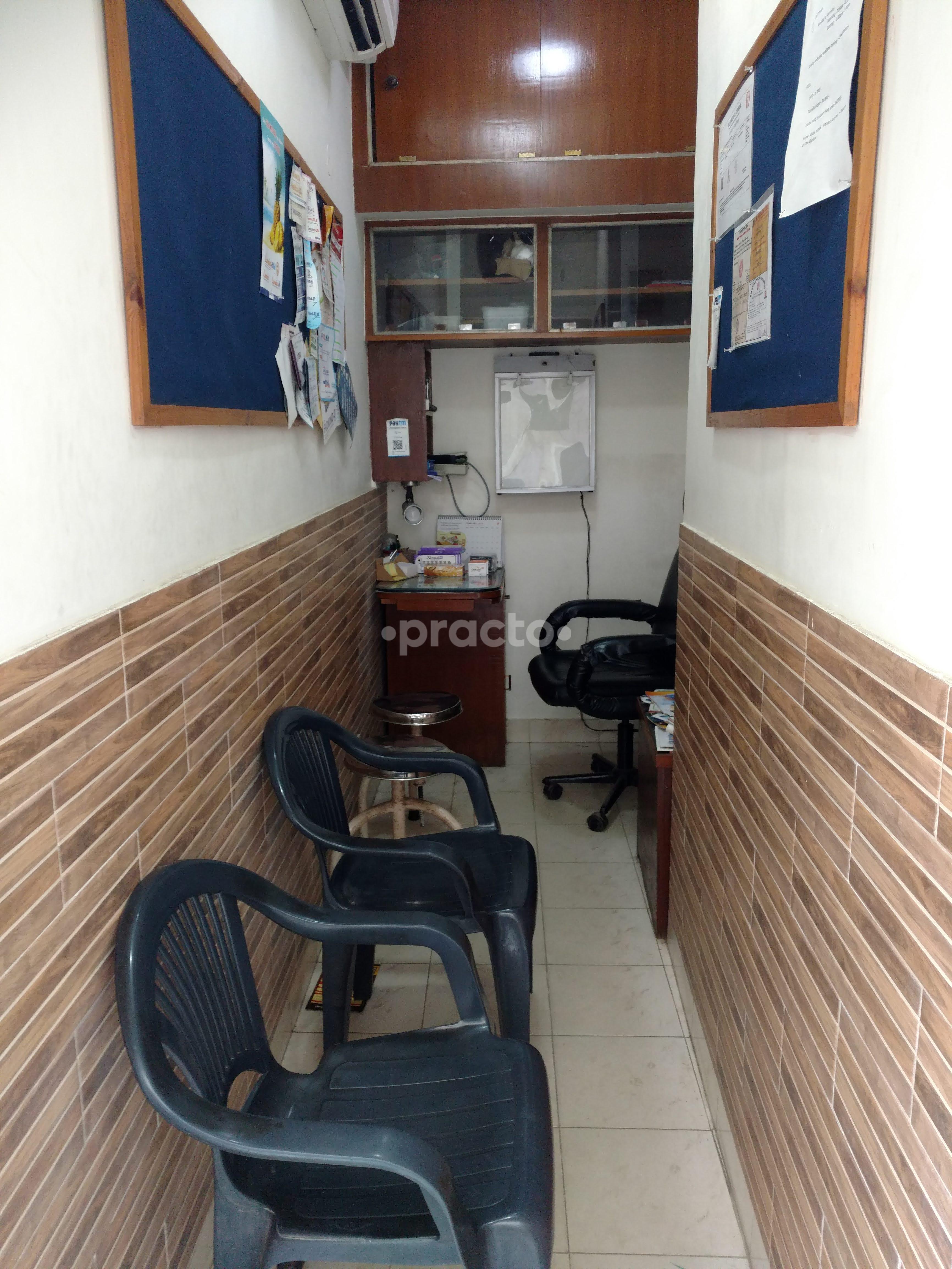 Reception at Pratik Banerjee Clinic Vasant Kunj Delhi