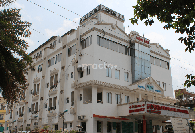Entrance at Knee Clinic Forrd Hospital Gomtinagar Lucknow