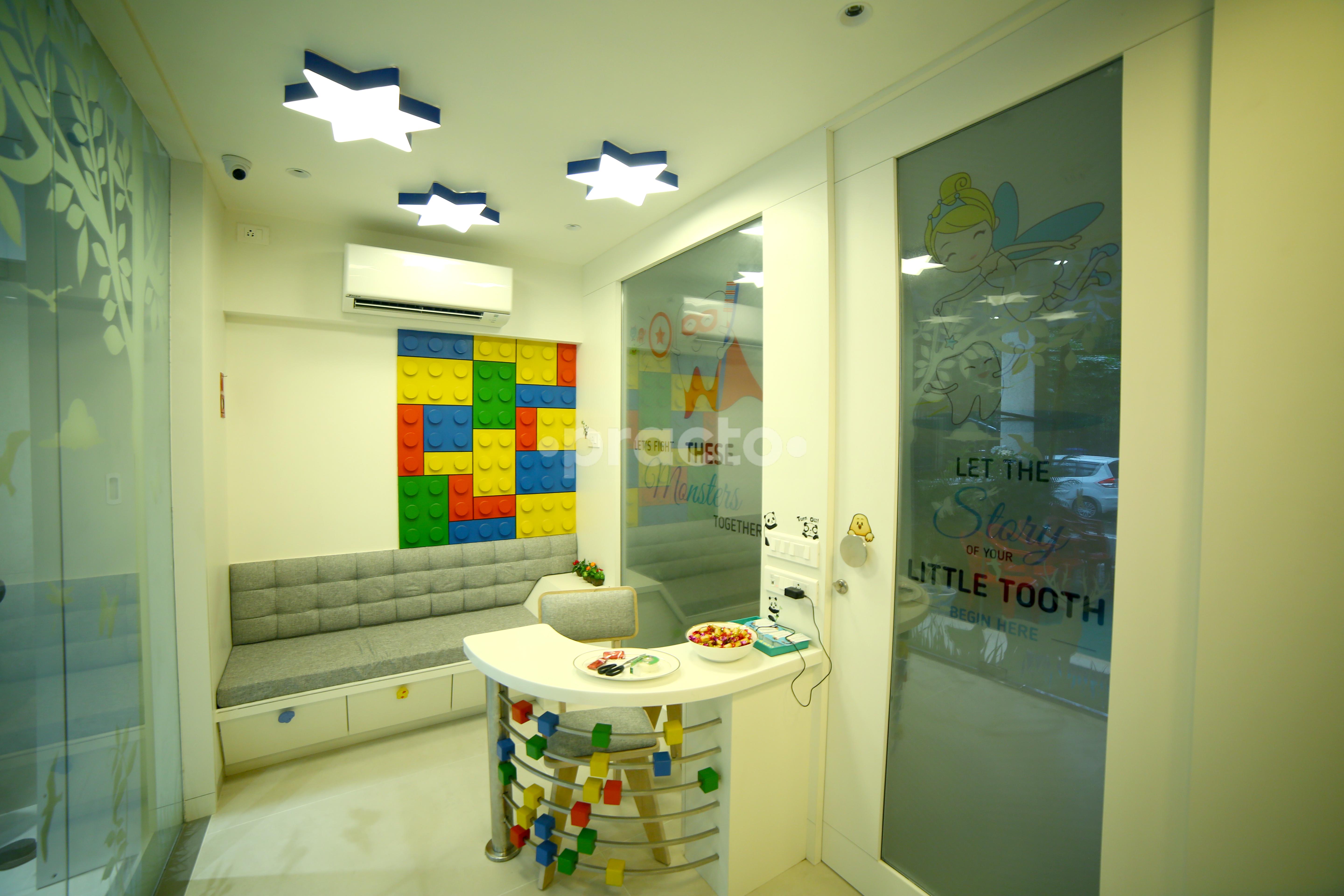Reception at Tooth Fables Mulund West Mumbai