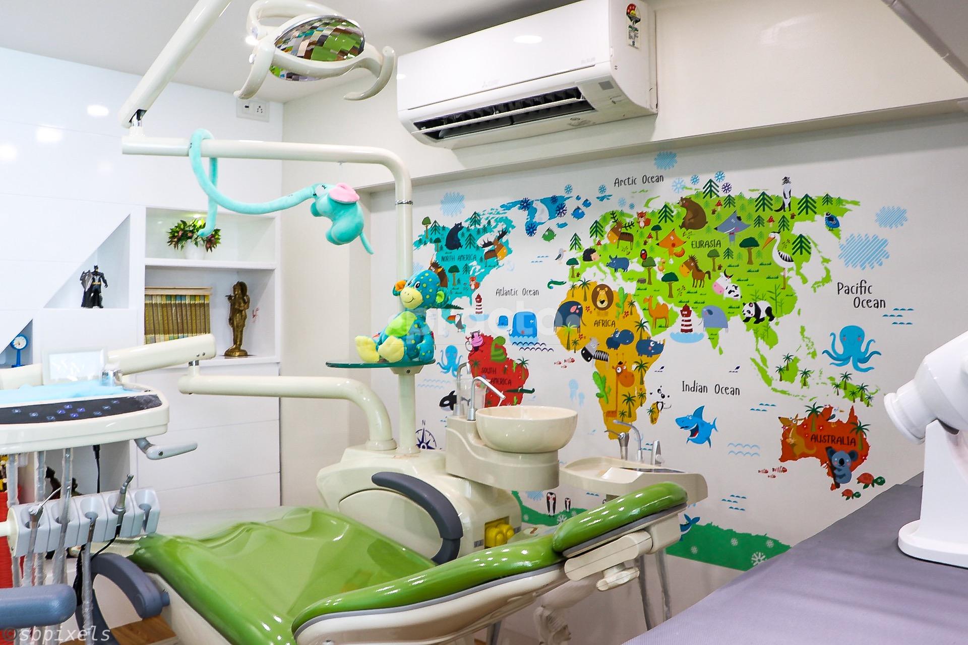 OPD/Ward at Braces & Kids Speciality Dental Clinic Kandivali West Mumbai